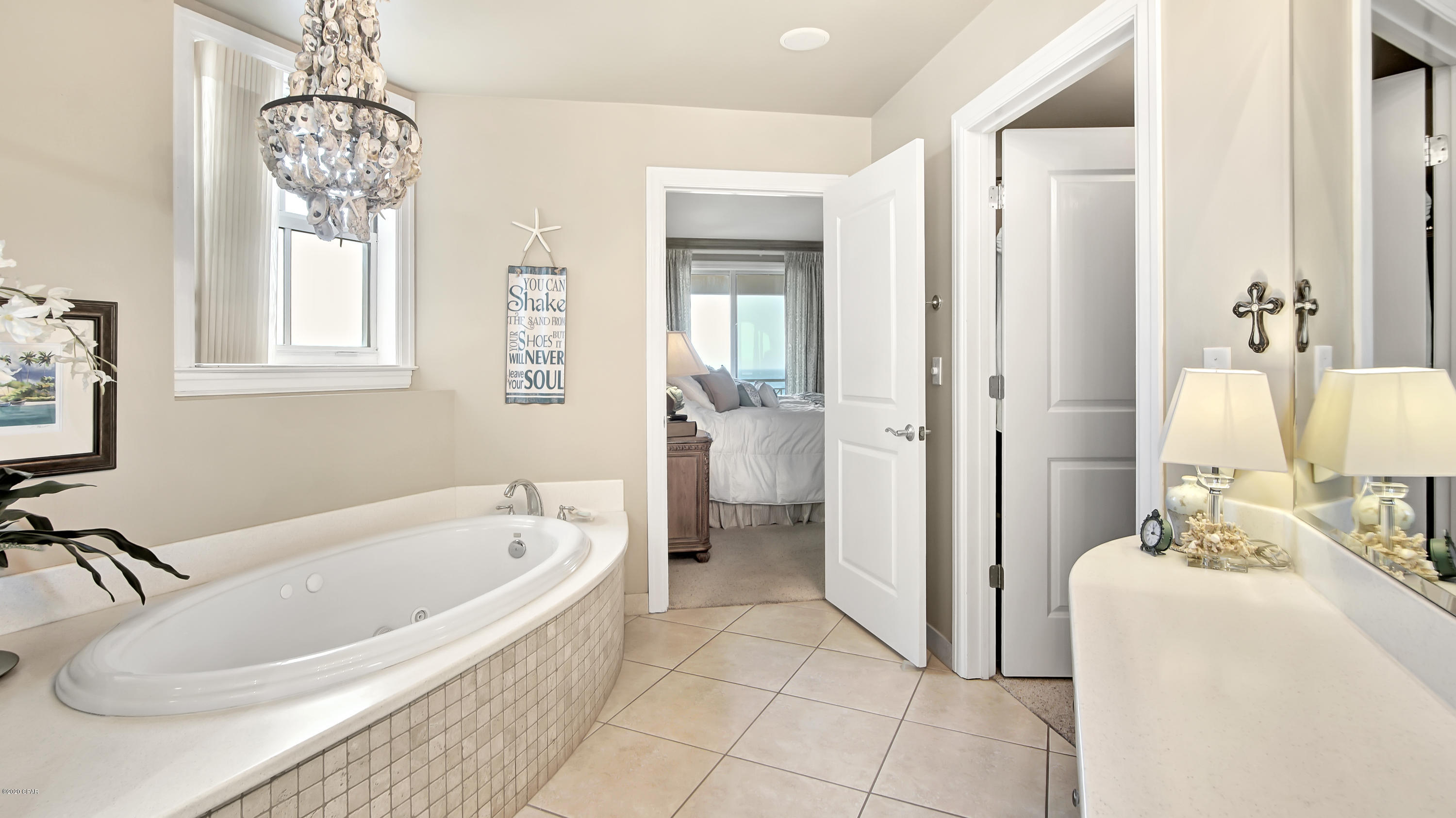 En Soleil Condo - Residential