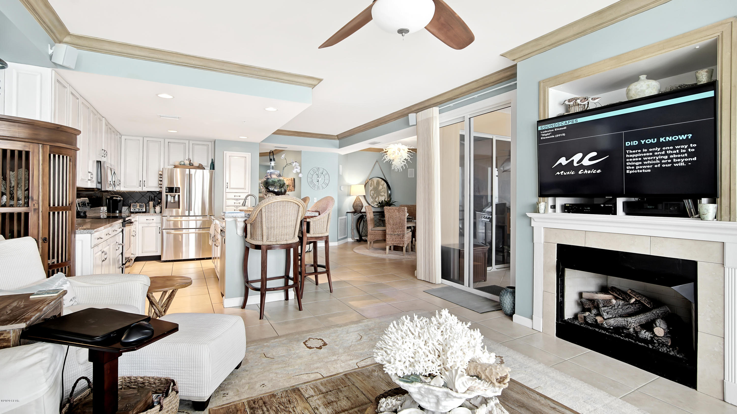 En Soleil Condo - Residential