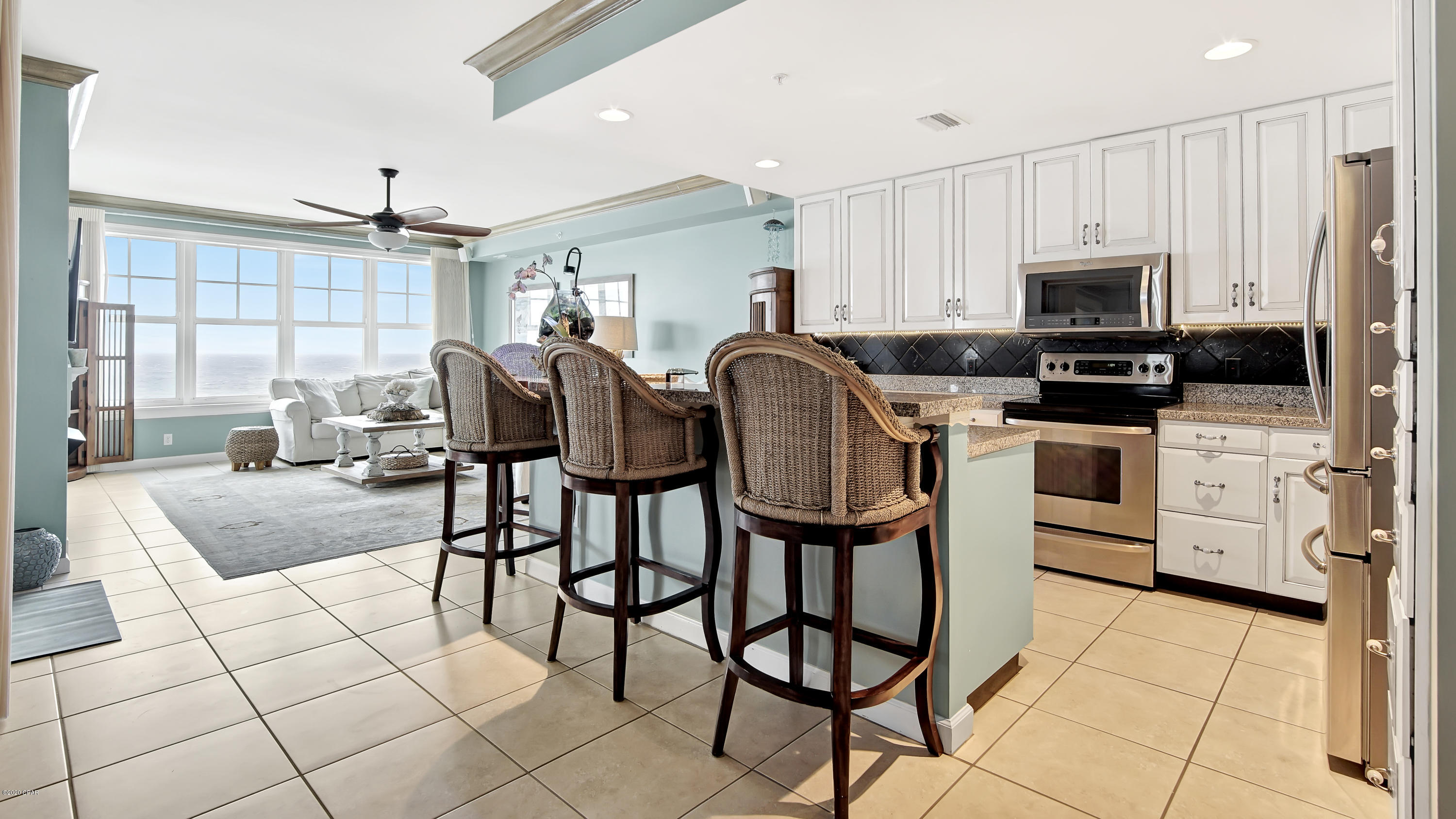 En Soleil Condo - Residential