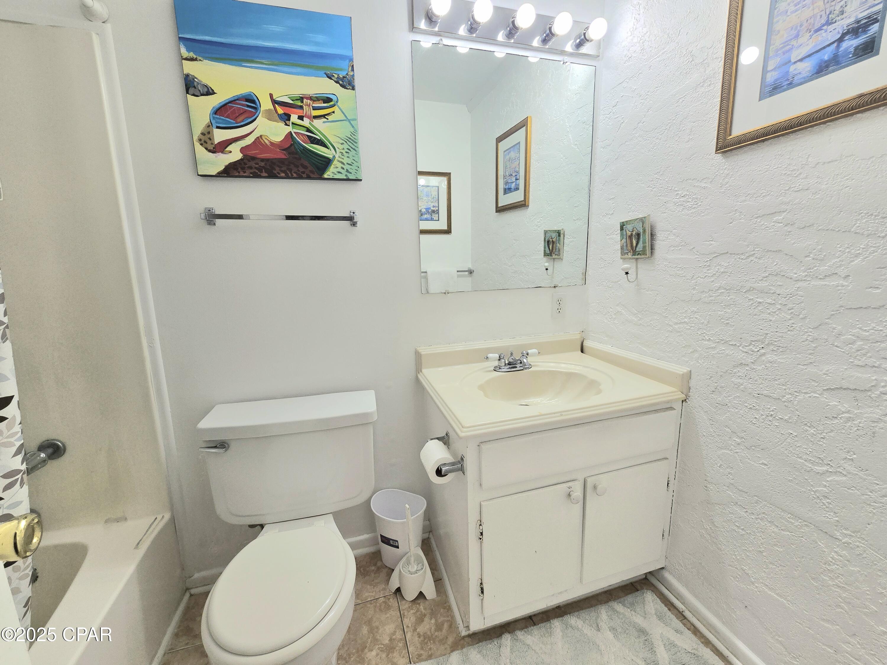 Grand Lagoon Cove Condominium - Residential Lease