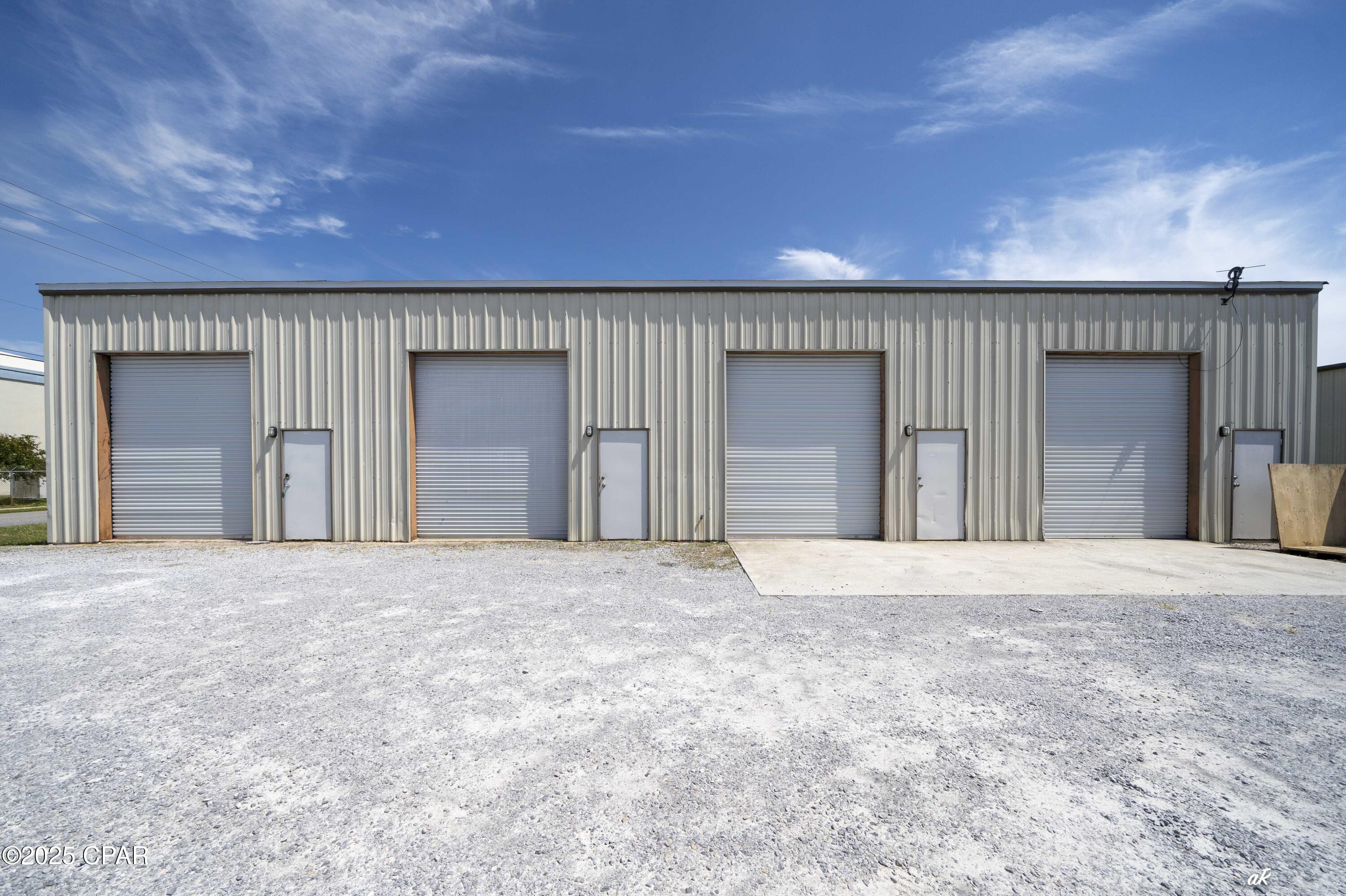 Mcelvey Commercial Park - Commercial Lease