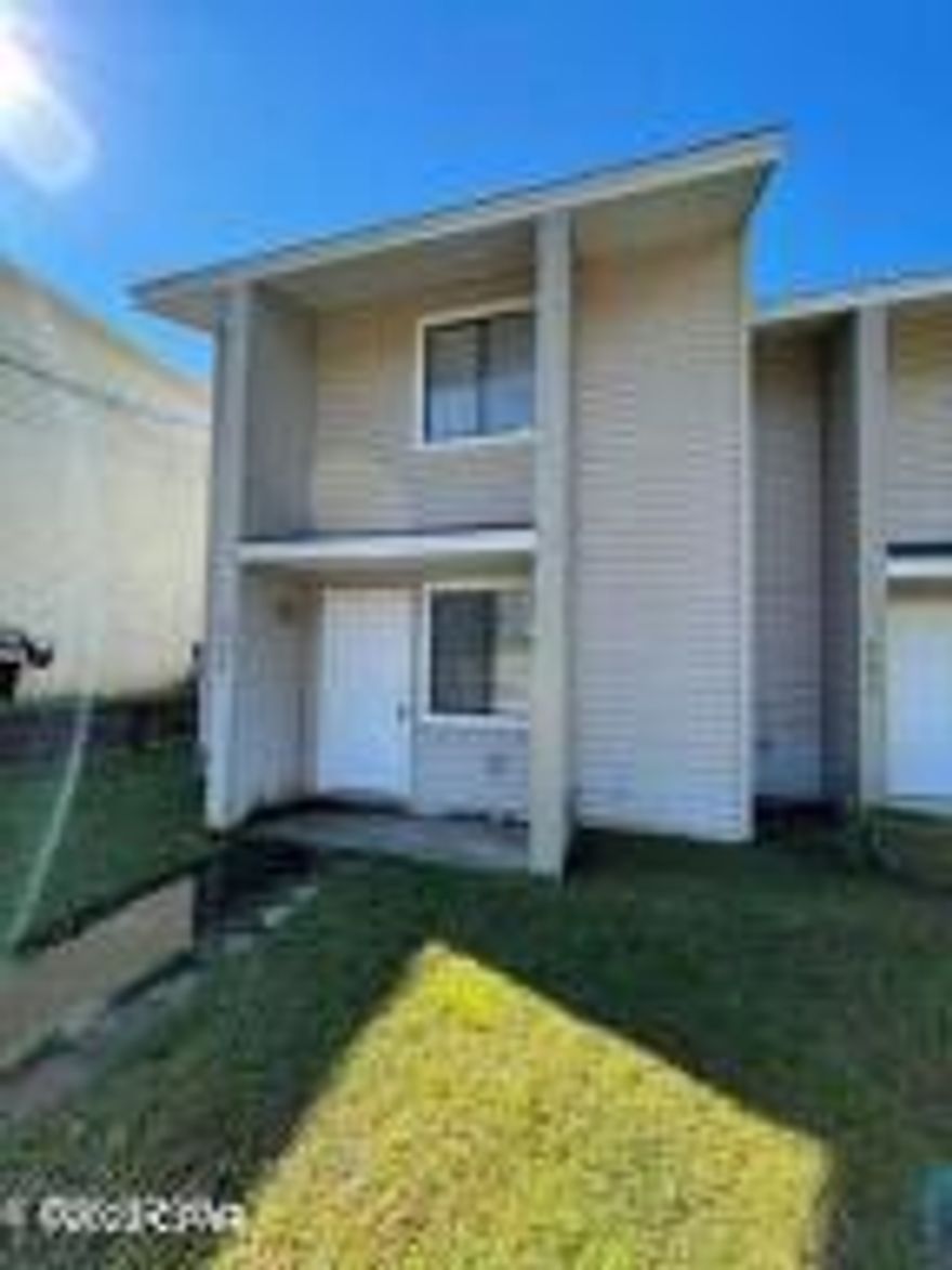 Two bedroom one and a half bathroom town home for rent in Parker. Ceramic tile downstairs, carpeted in both bedrooms. With washer dryer hook ups, a balcony off the master bedroom with a water front view, small fenced in back yard that comes with yard maintenance. REQUIREMENTS TO RENT: Primary Tenant MUST apply FIRST at https://fullsailrealty.managebuilding.com/Resident/rental-application/new, we will run a background check and call you to set up a showing within 1 bus day. Visit our website to see qualifications. ONLY IF YOU DECIDE TO RENT after showing, we will charge ap fees and complete final approvals.
