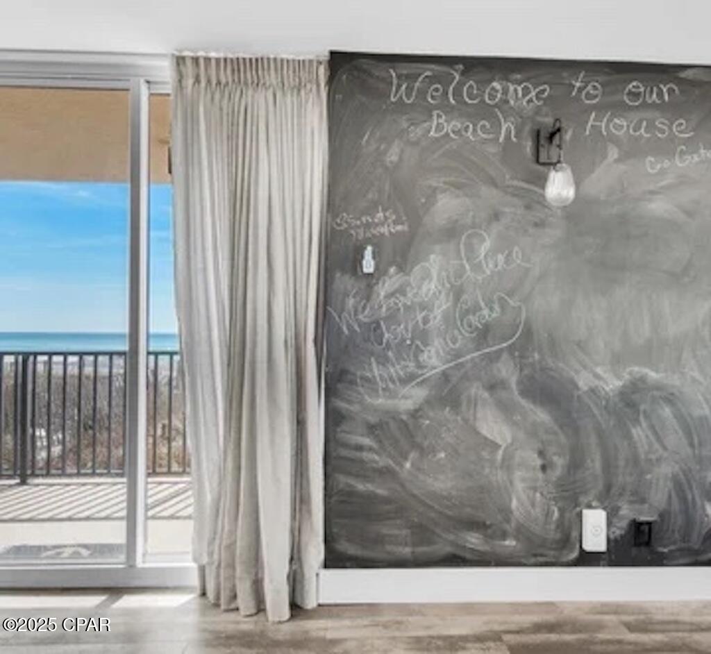 Summerhouse Condo. - Residential