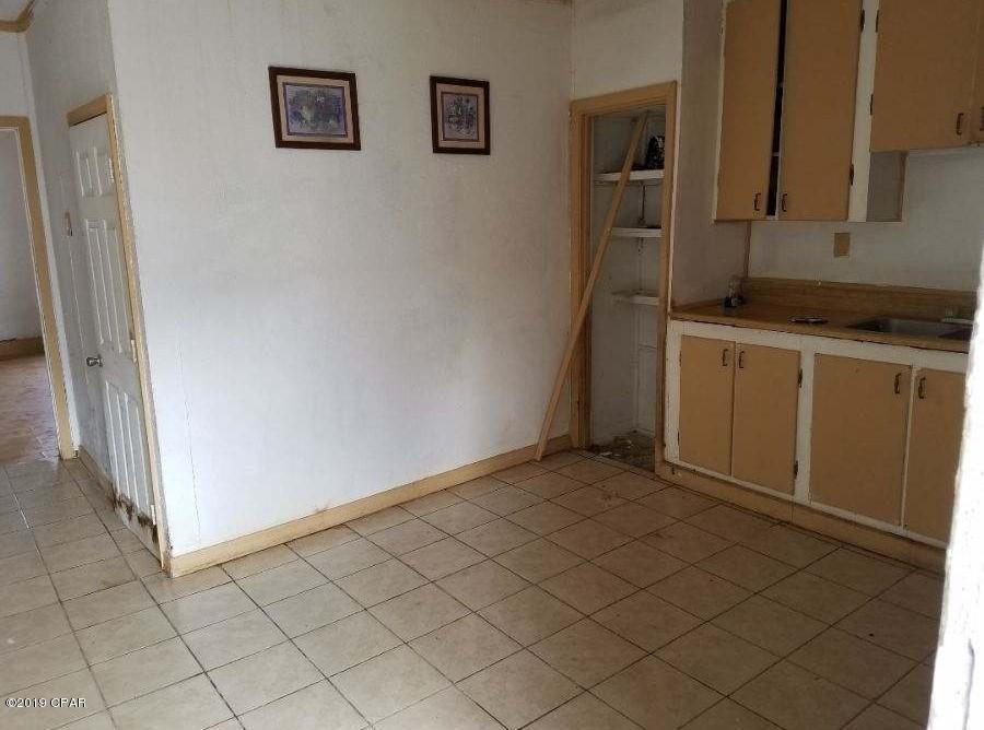 Yons Addition - Commercial Sale