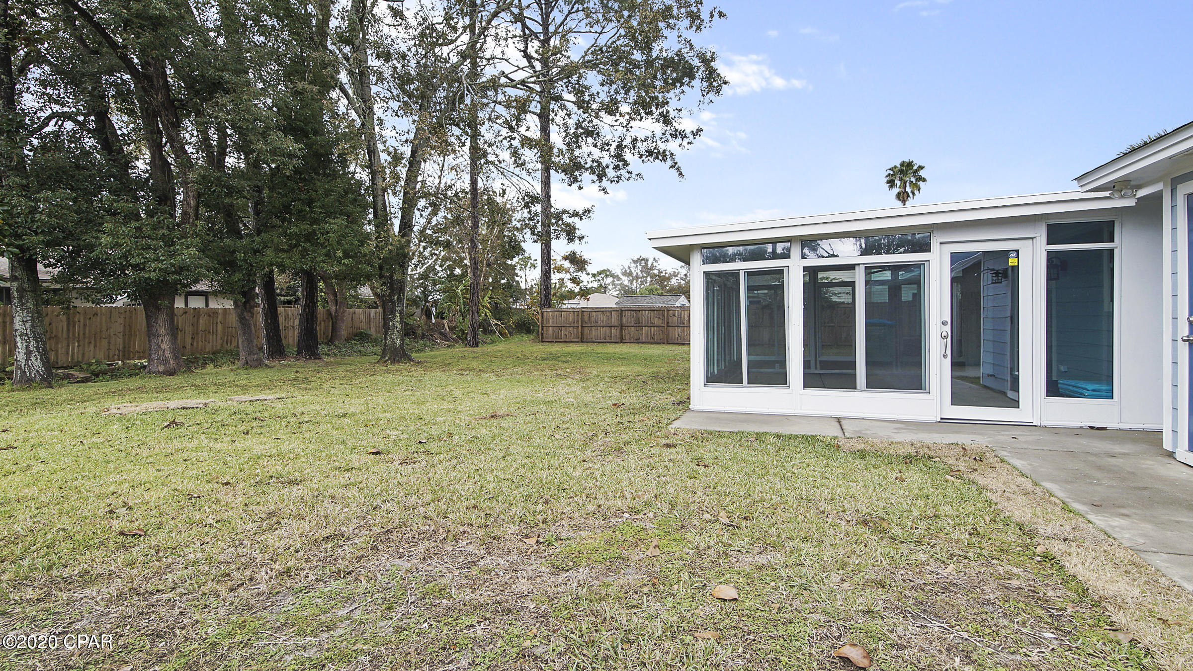 North Lagoon Oaks 3rd - Residential