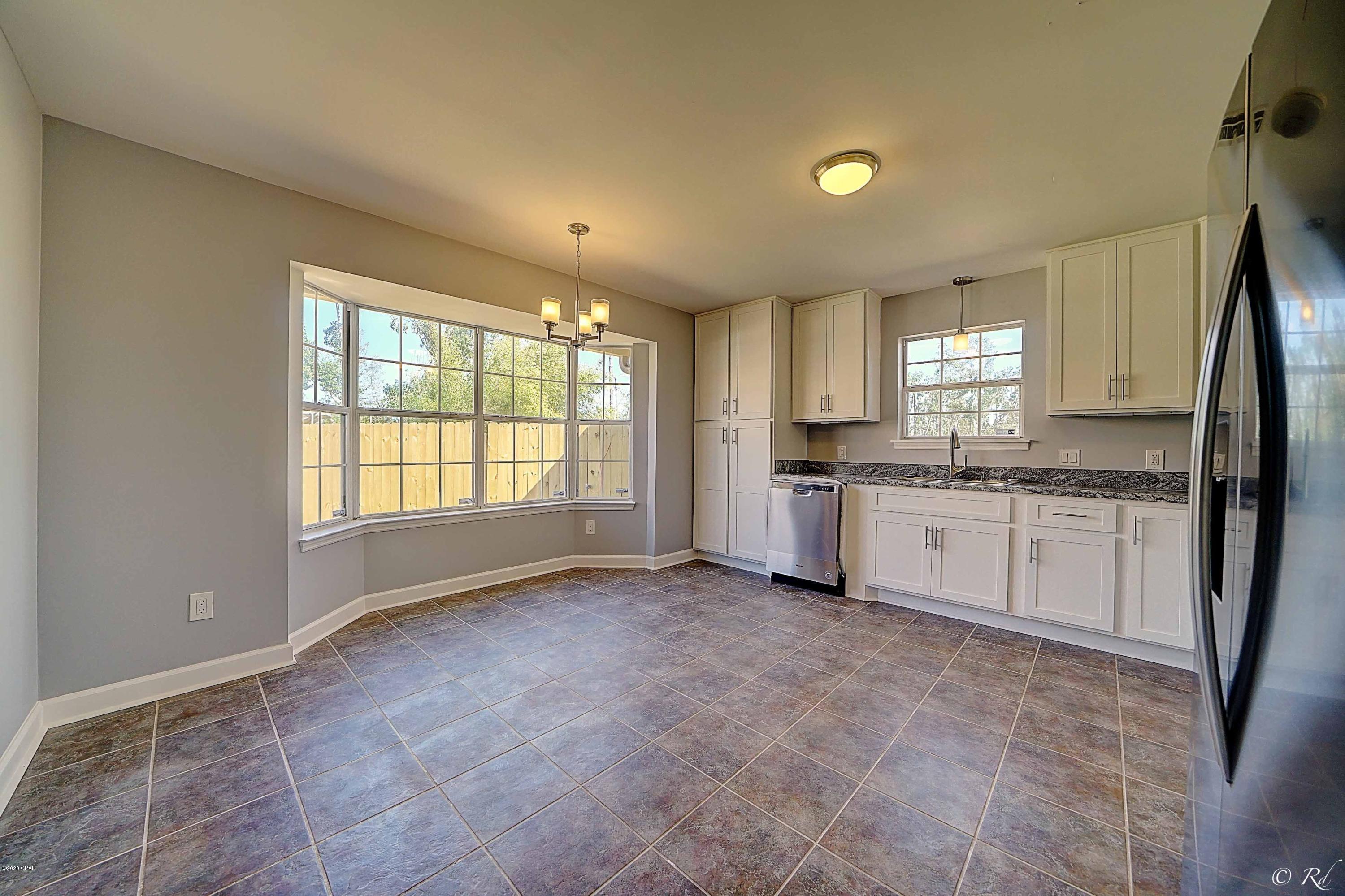 Colonial Est. - Residential