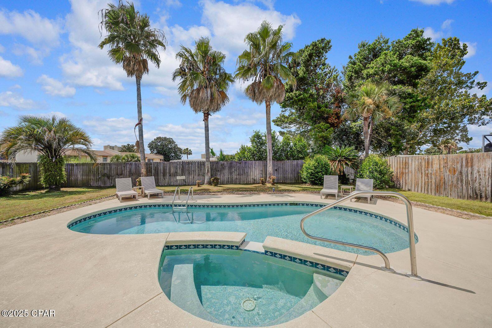 Summer Breeze - Residential