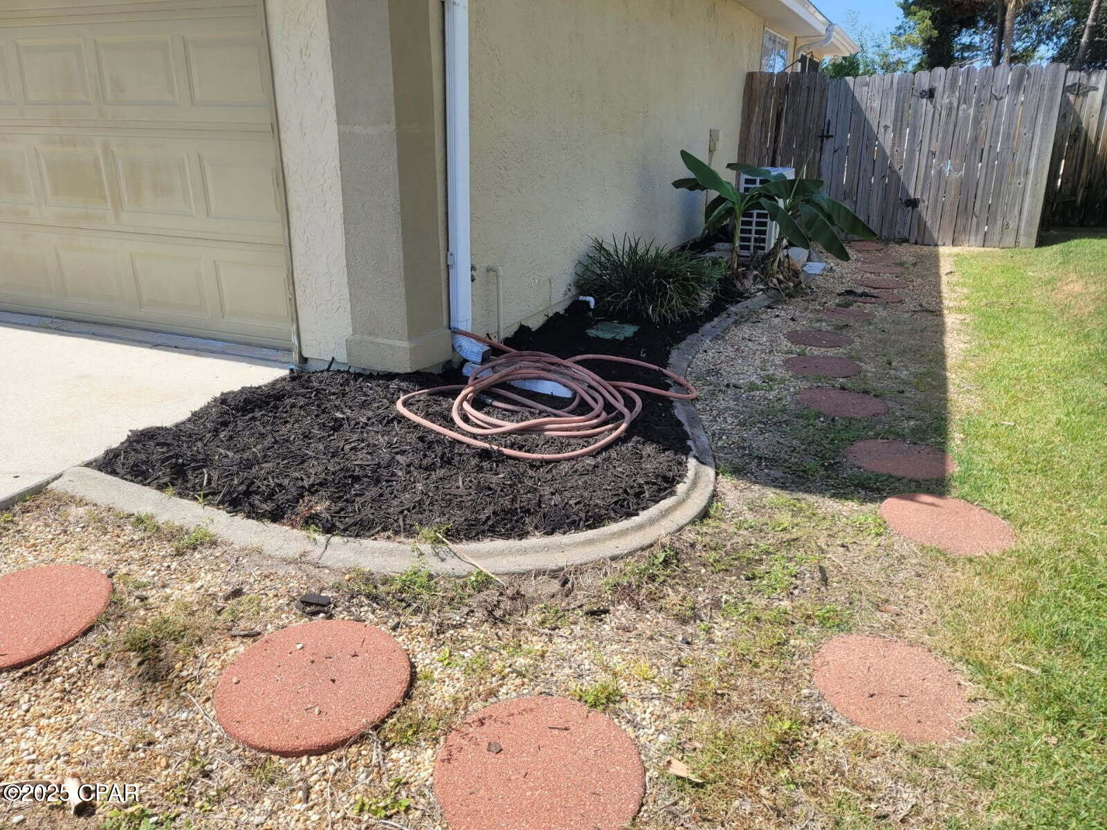 Summer Breeze - Residential