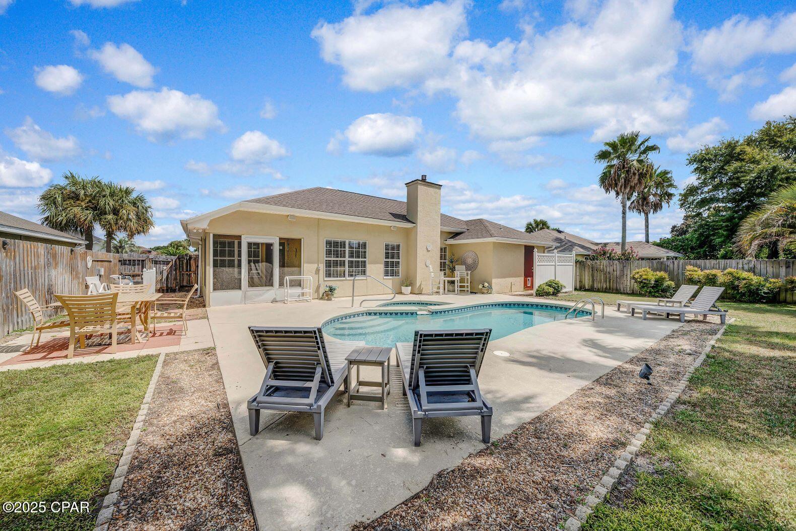 Summer Breeze - Residential