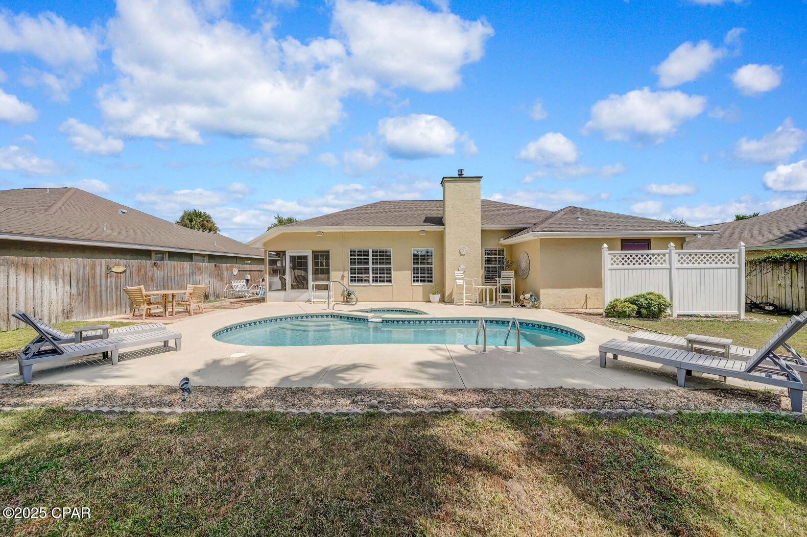 Summer Breeze - Residential