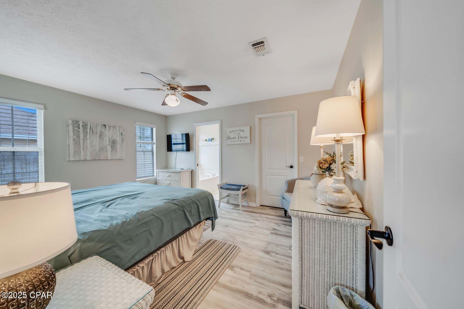 Summer Breeze - Residential