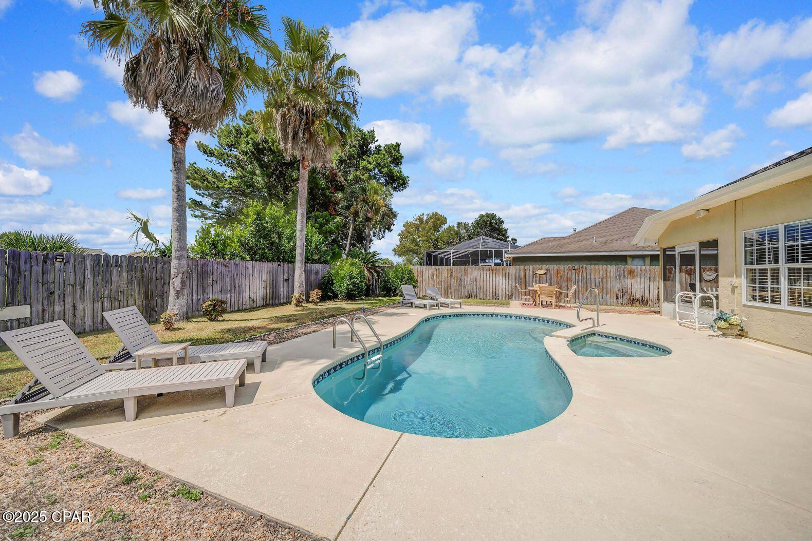 Summer Breeze - Residential