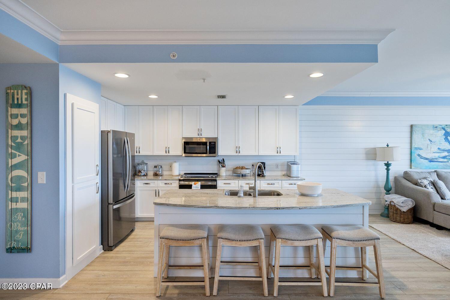 En Soleil Condo - Residential