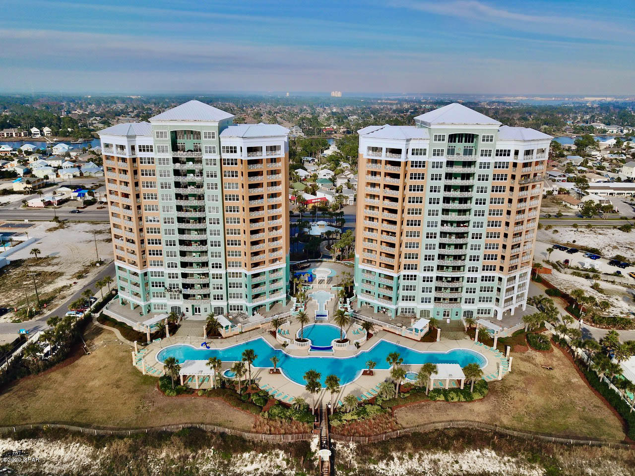 En Soleil Condo - Residential