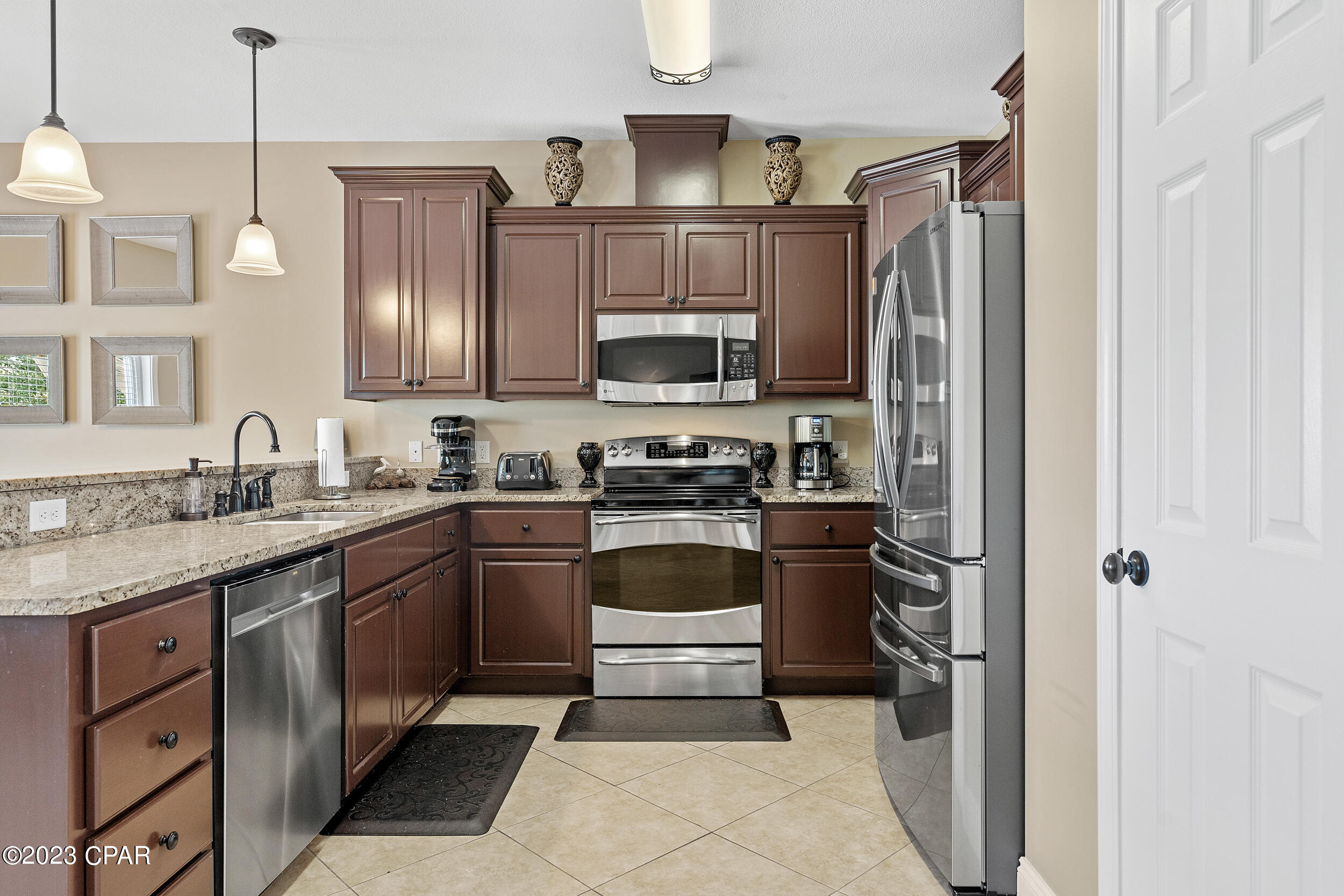 Annabella's Townhomes - Residential