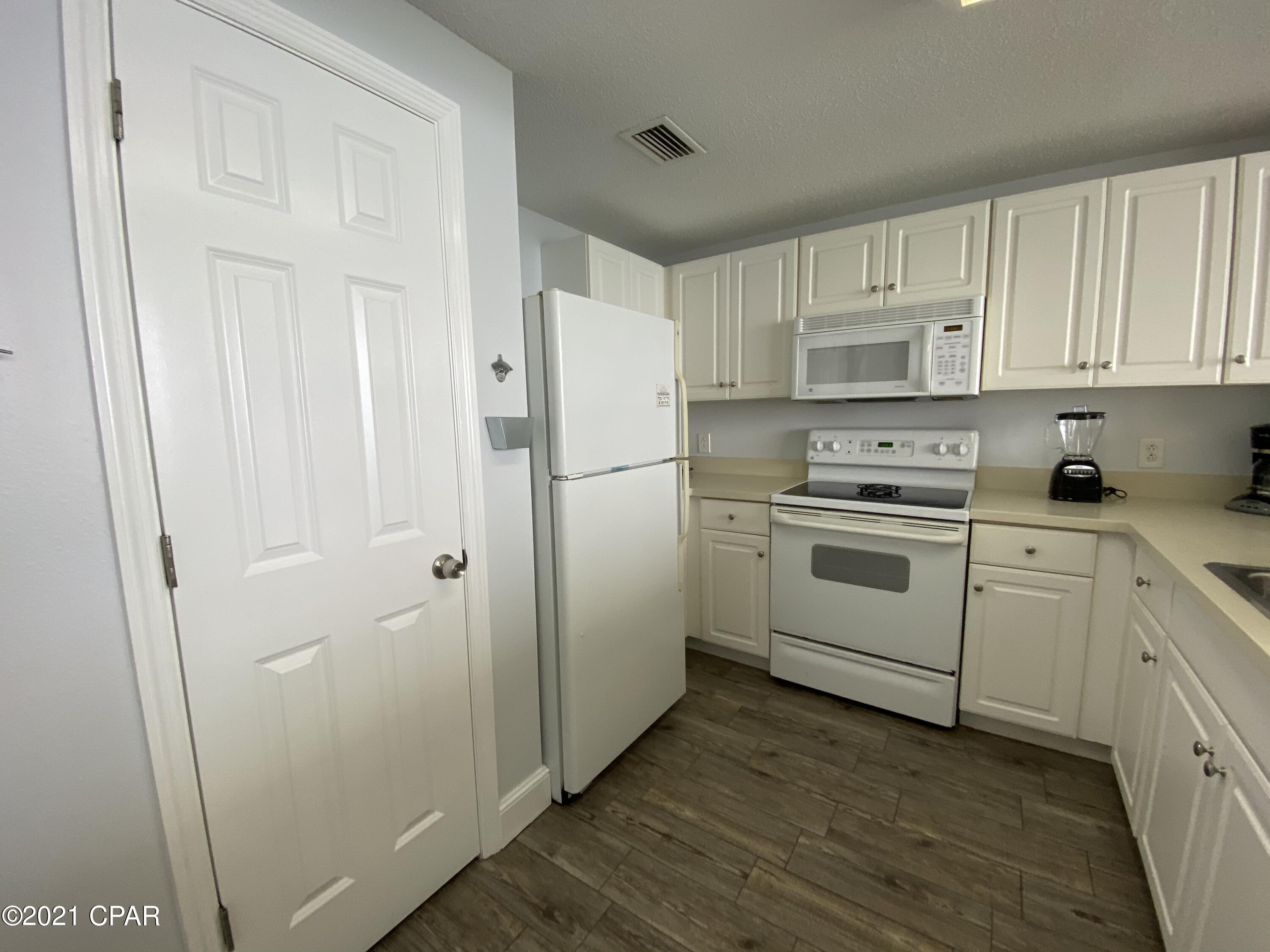 Majestic Beach Tower I - Residential