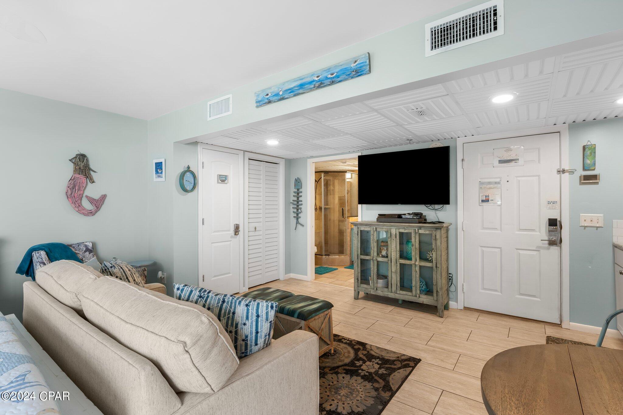 Long Beach Towers IV - Residential