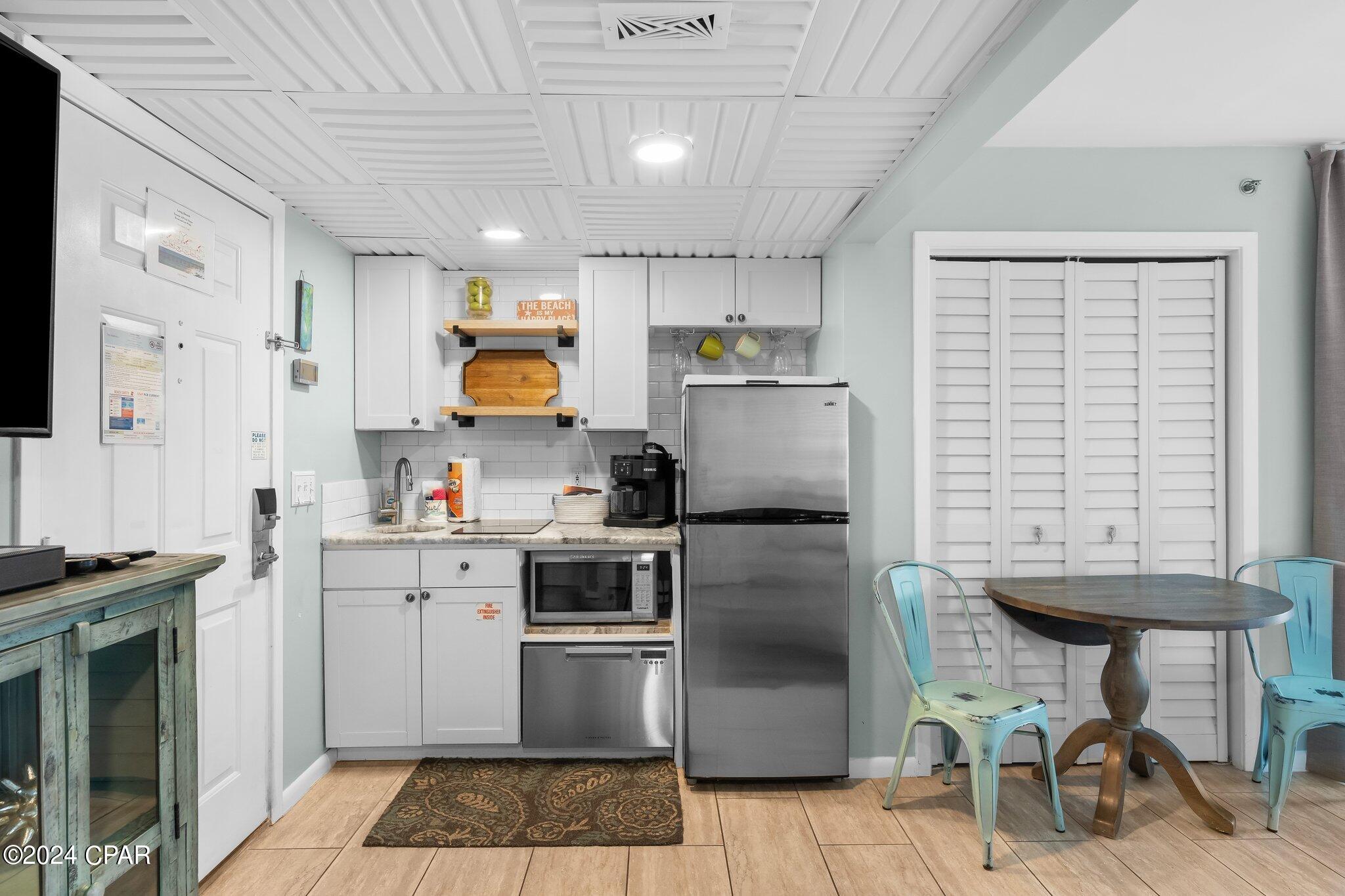 Long Beach Towers IV - Residential