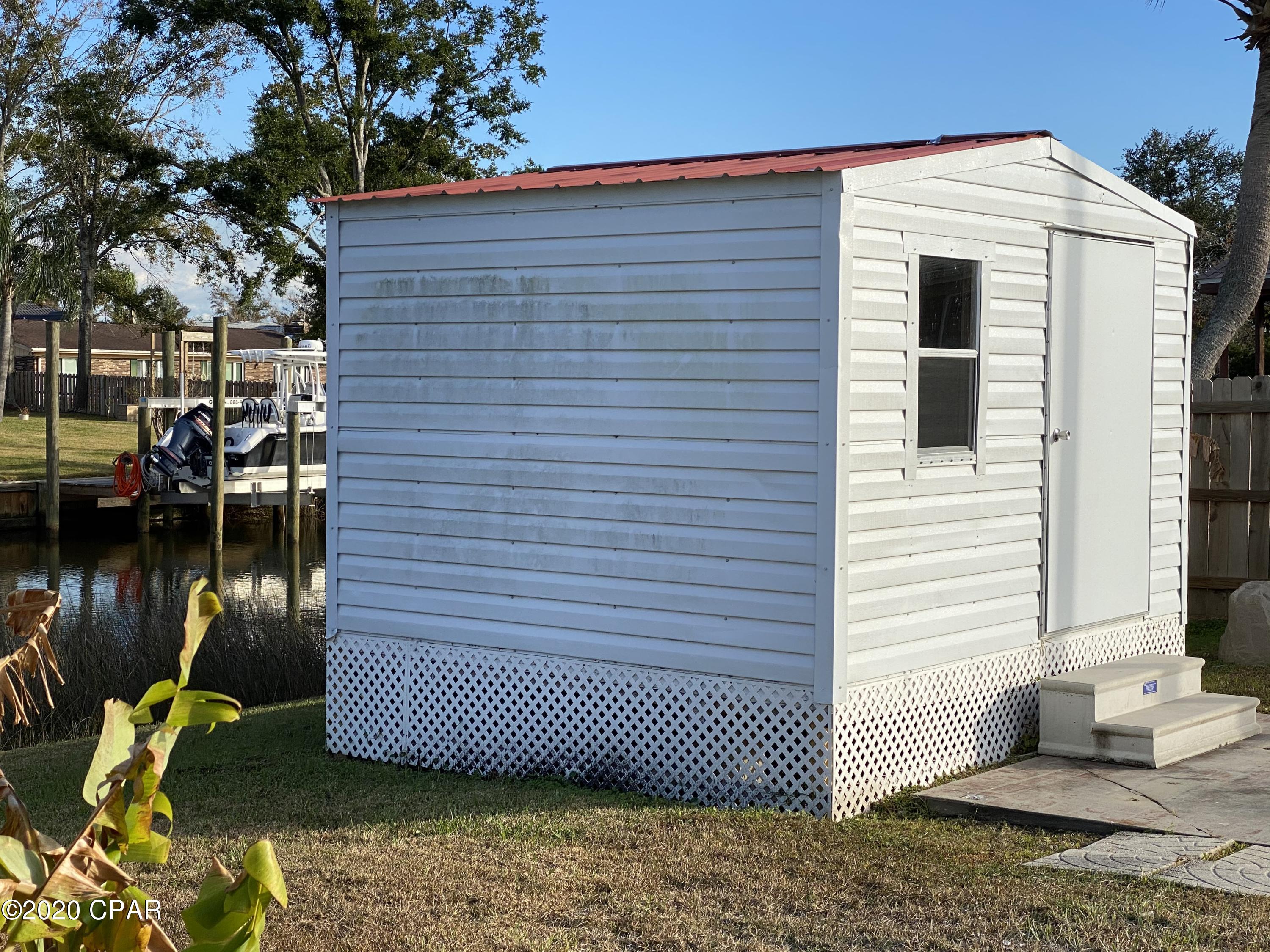 Baywood Shores Est Unit 4 - Residential