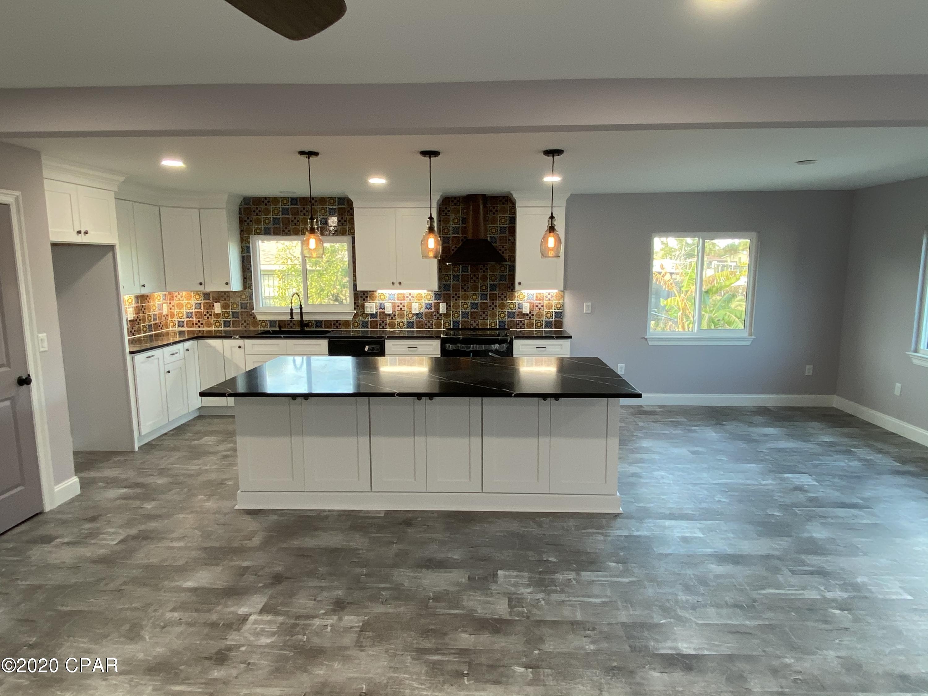 Baywood Shores Est Unit 4 - Residential