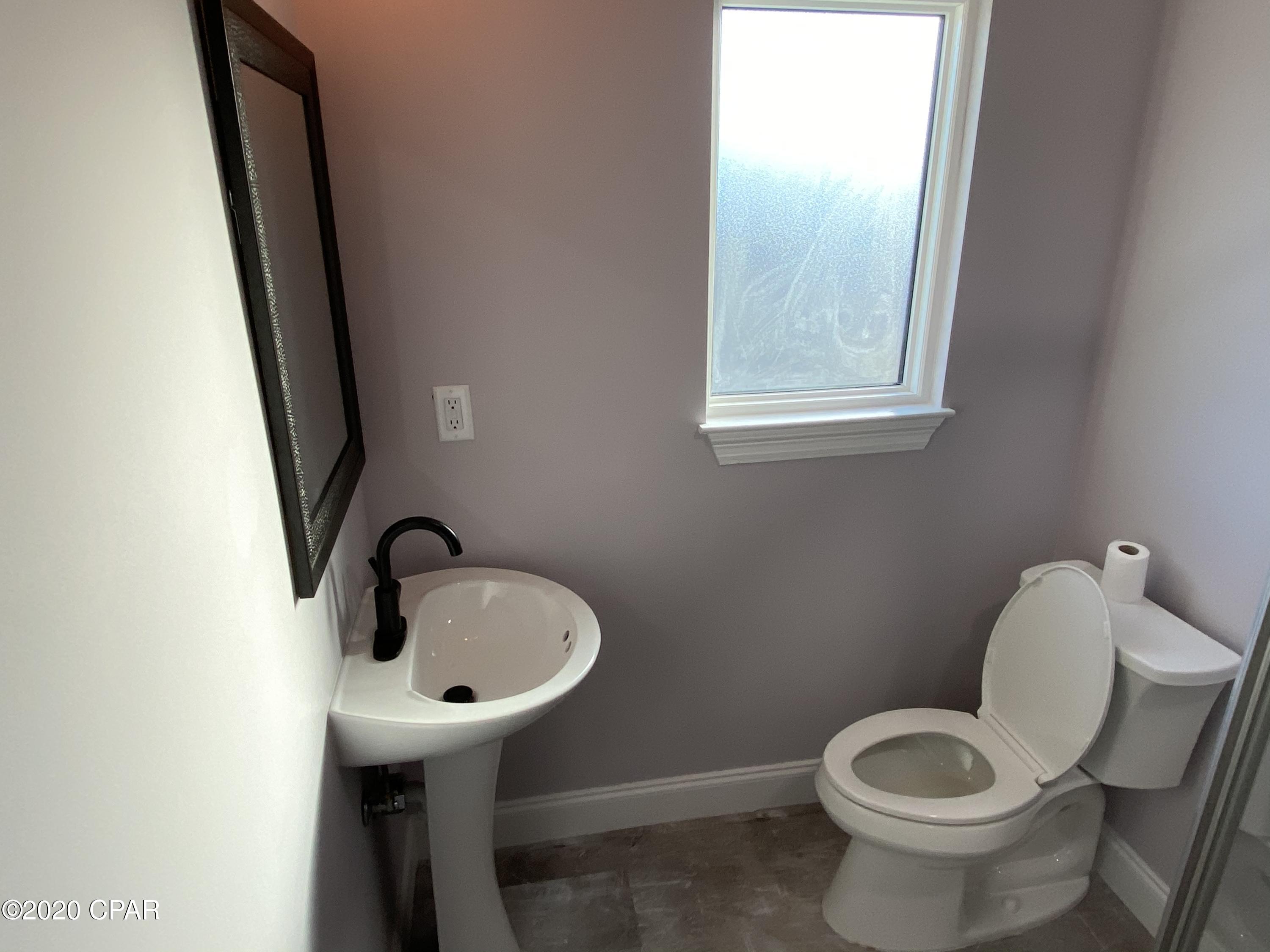 Baywood Shores Est Unit 4 - Residential