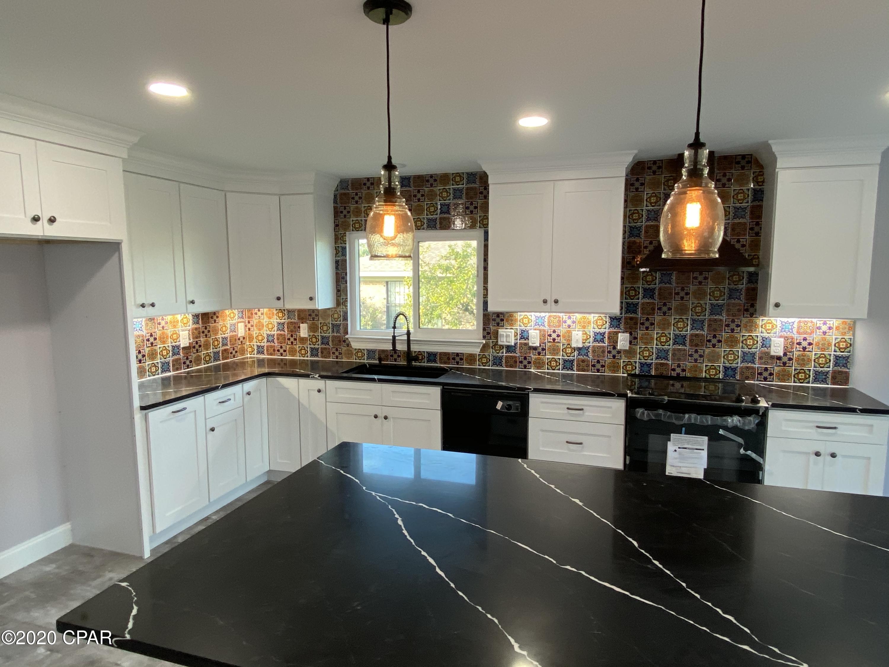 Baywood Shores Est Unit 4 - Residential