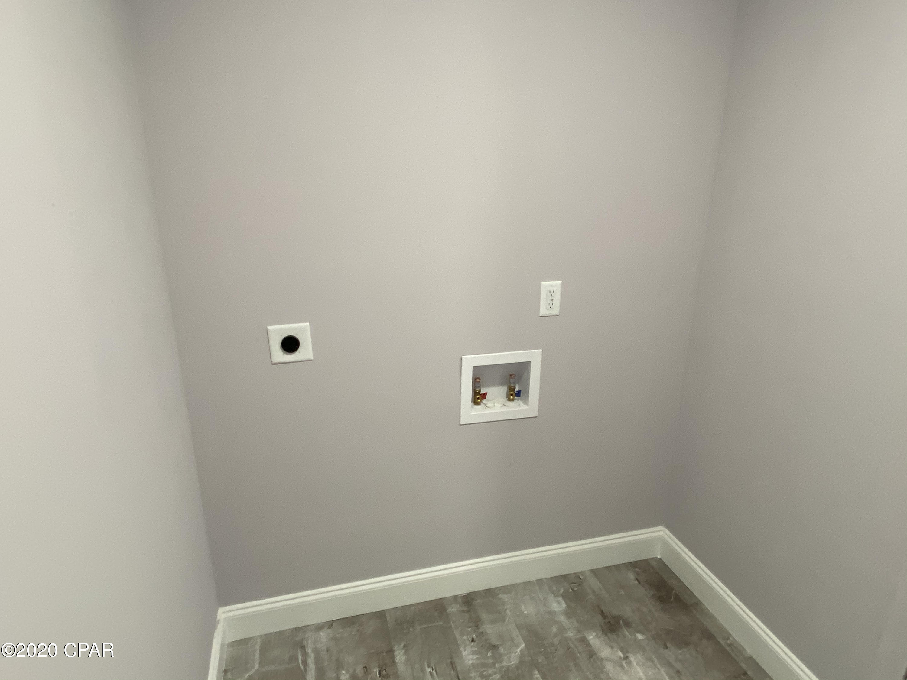 Baywood Shores Est Unit 4 - Residential