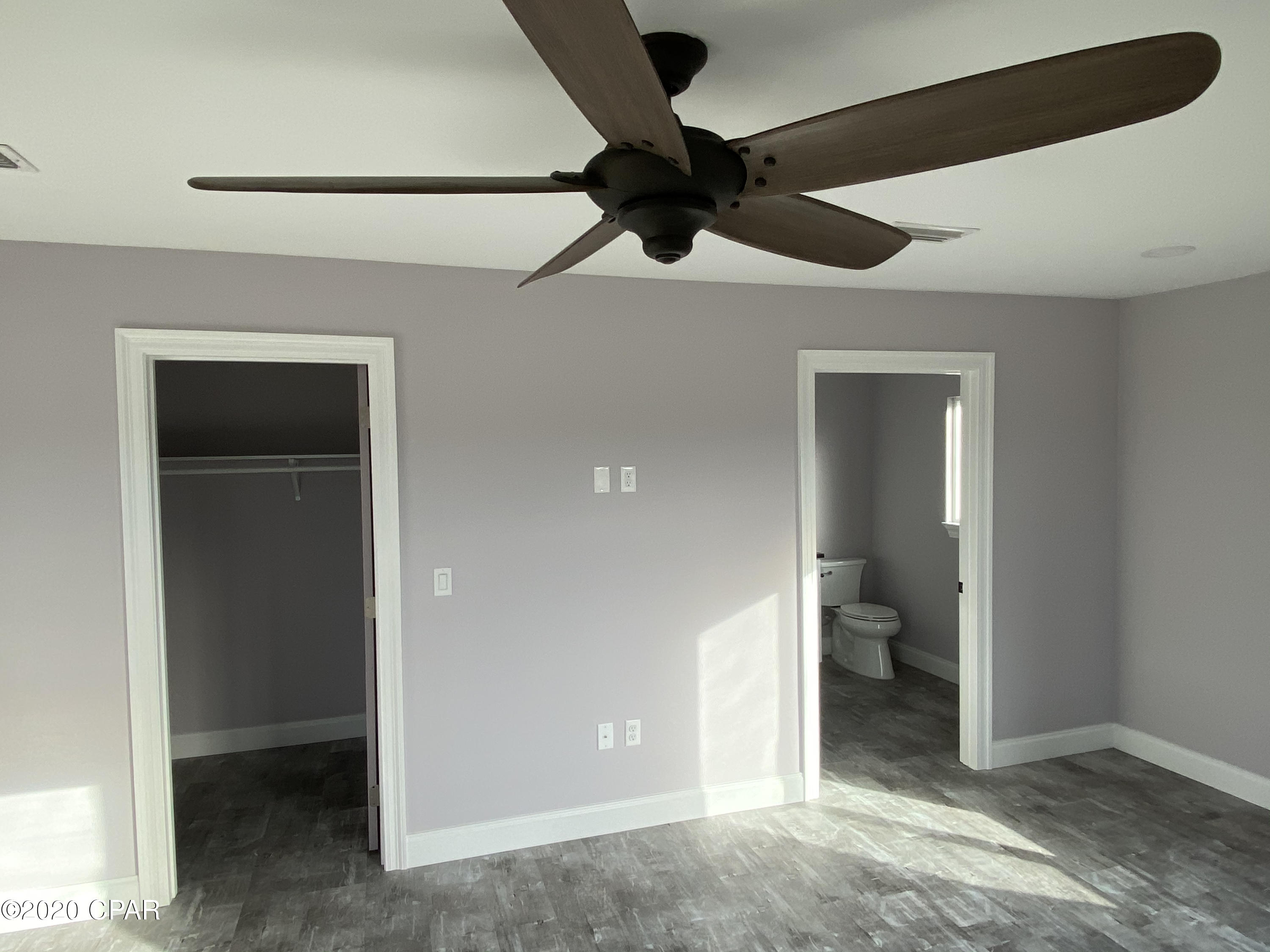 Baywood Shores Est Unit 4 - Residential