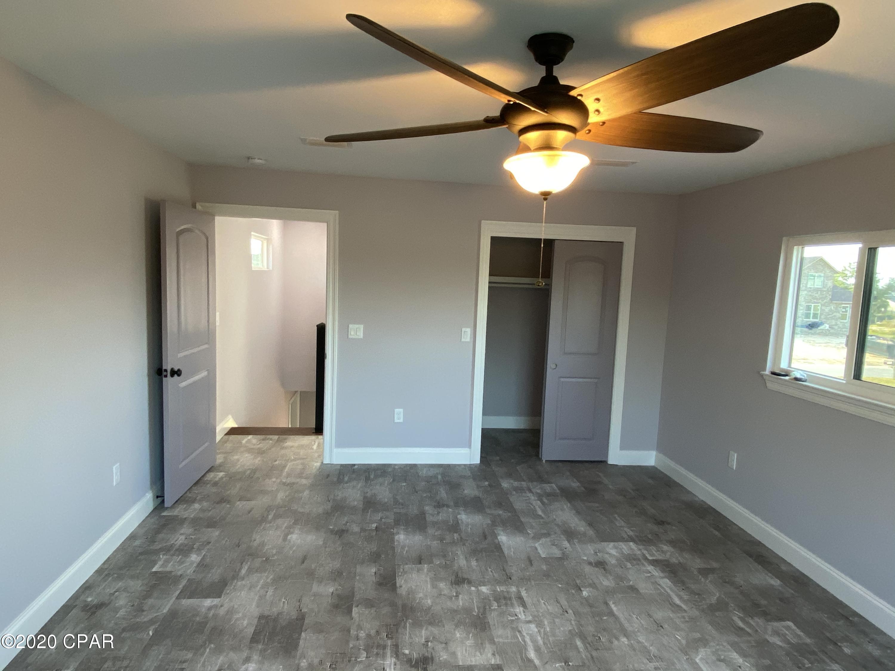 Baywood Shores Est Unit 4 - Residential