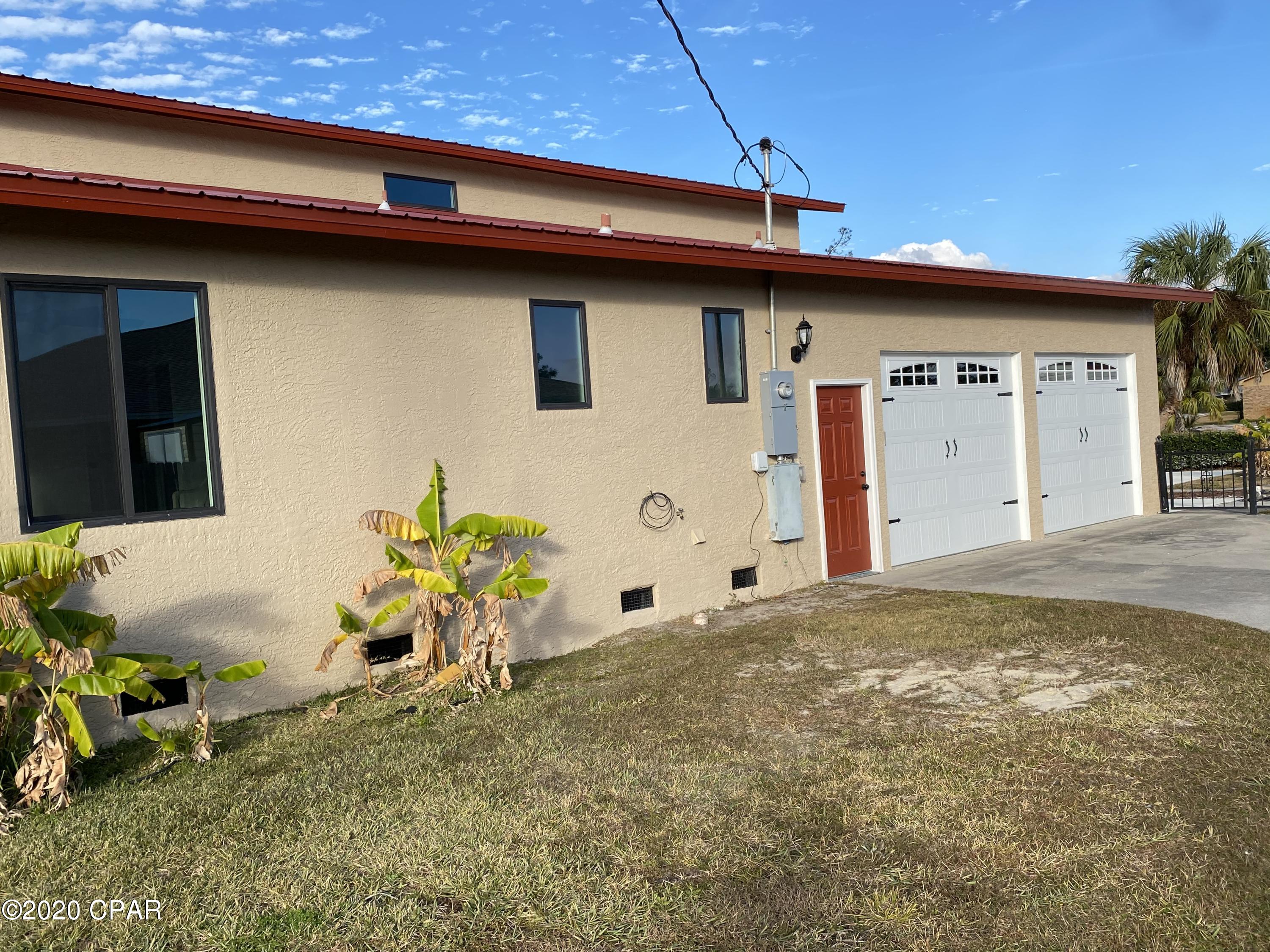 Baywood Shores Est Unit 4 - Residential