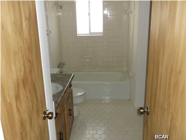 Lane Mobile Home Est U-1 - Residential Lease