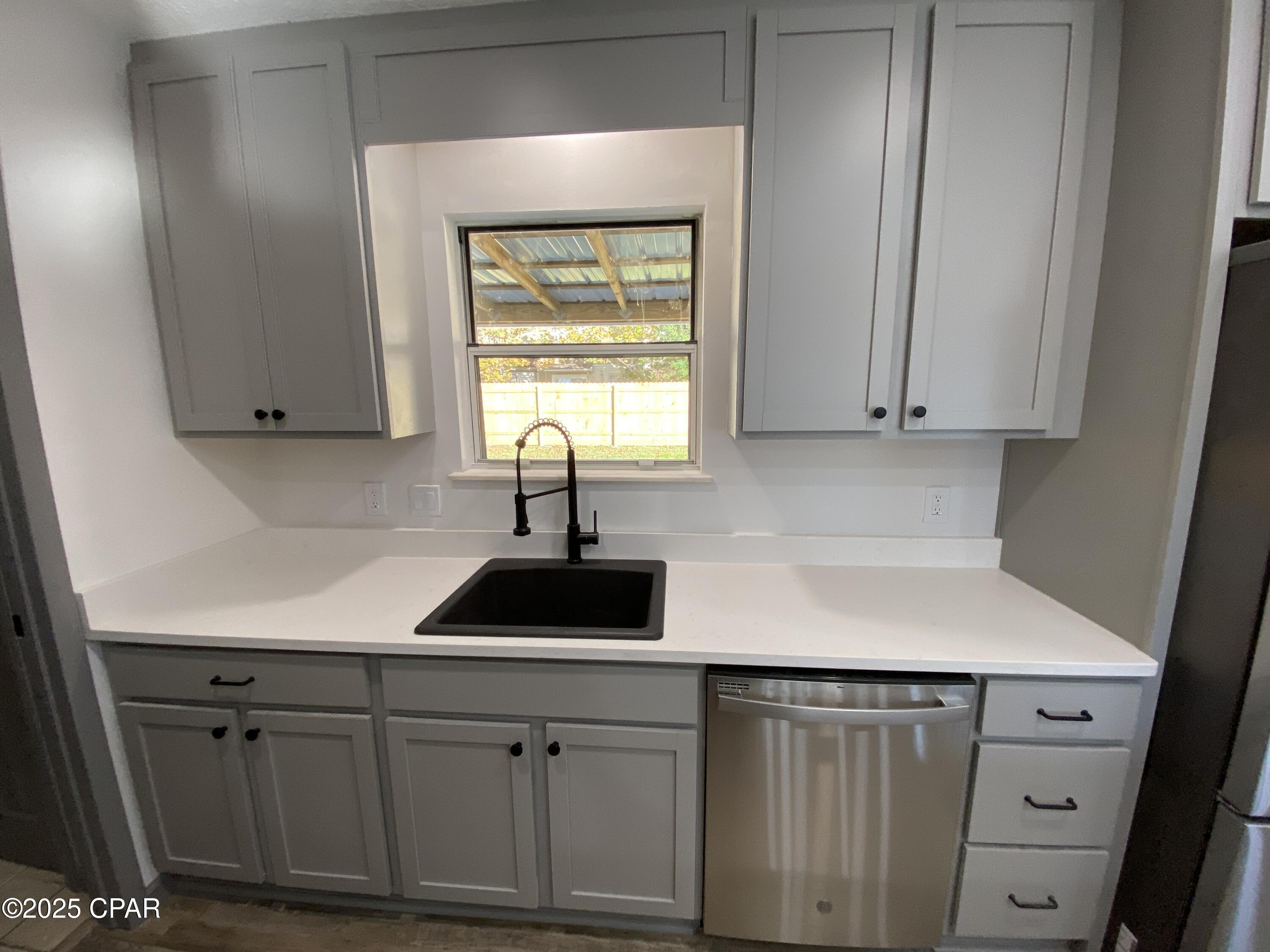 Venetian Villa - Residential Lease