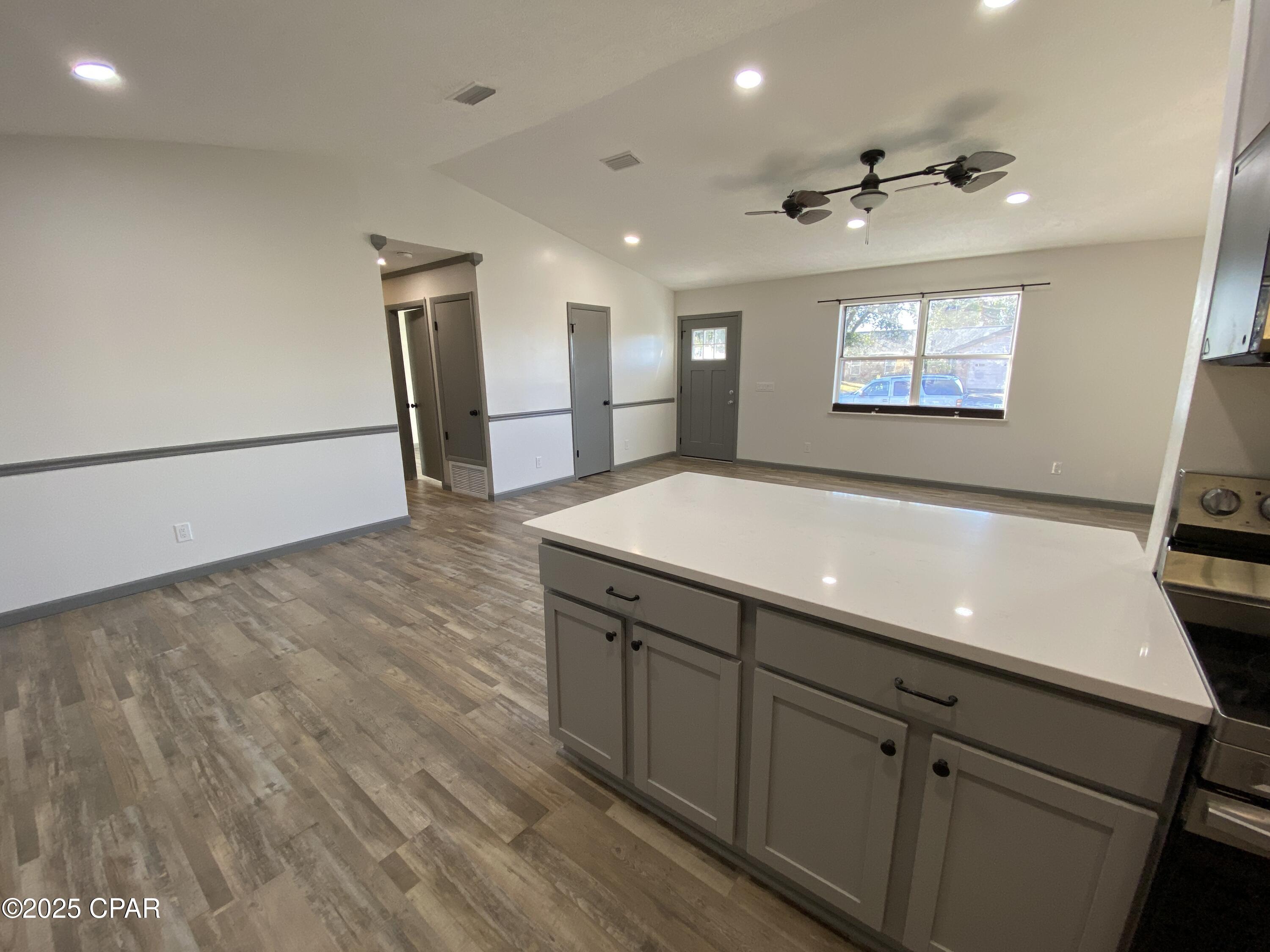 Venetian Villa - Residential Lease