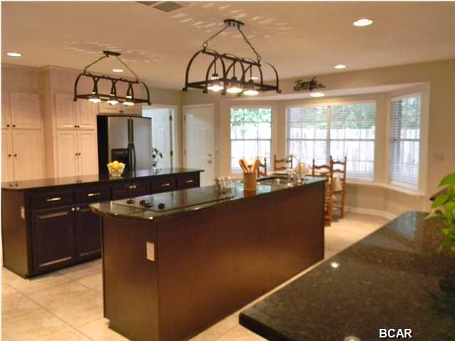 Grand Lagoon Banks - Residential