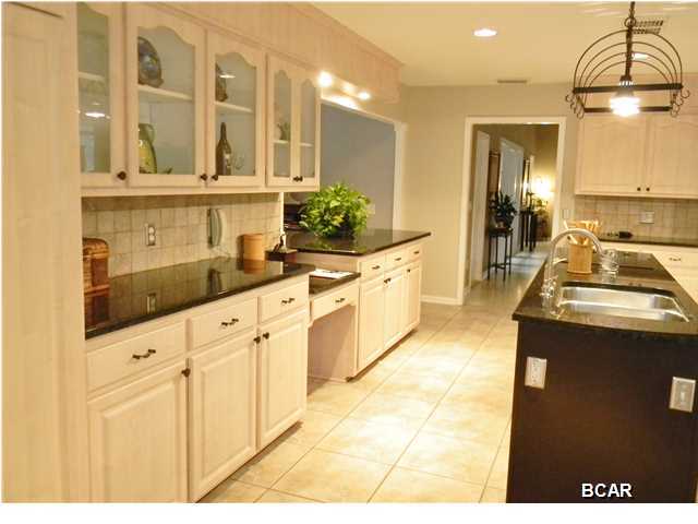 Grand Lagoon Banks - Residential