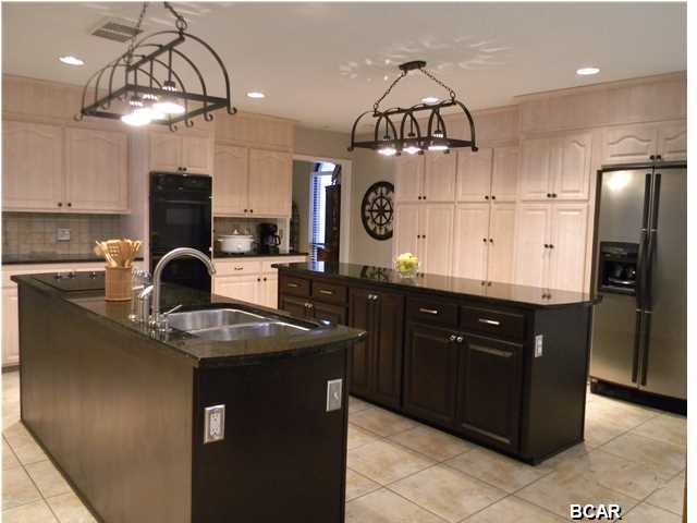 Grand Lagoon Banks - Residential