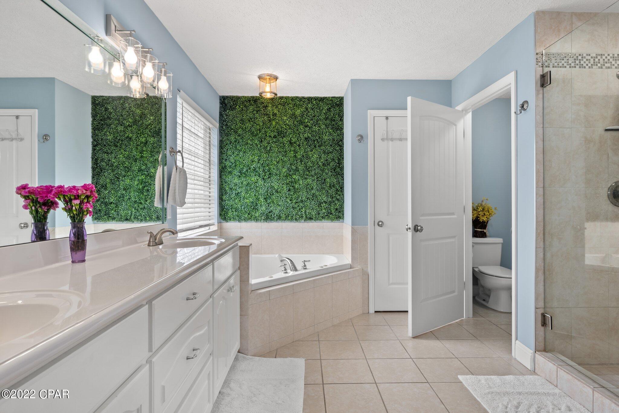 Hawks Landing - Residential