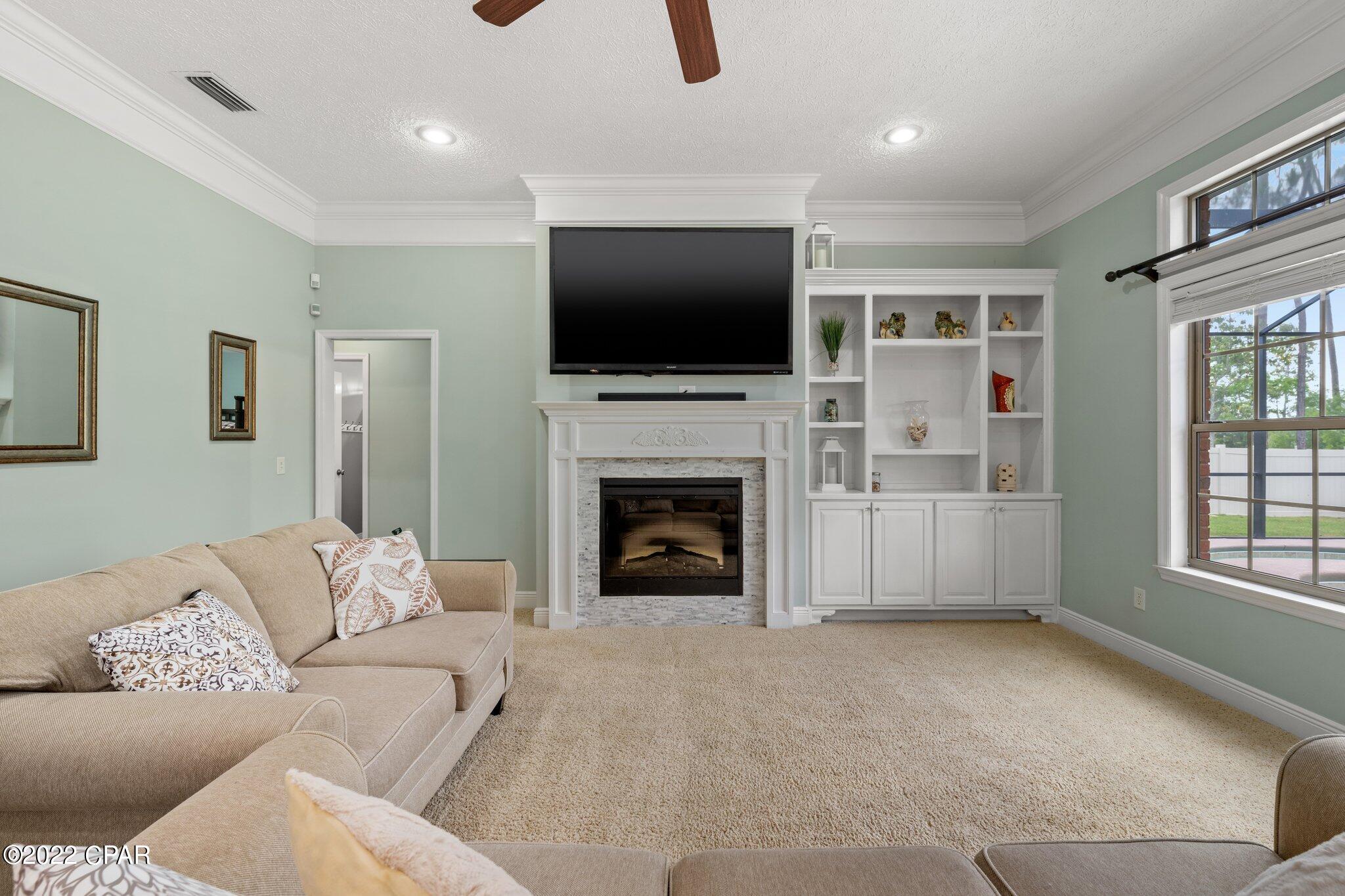 Hawks Landing - Residential