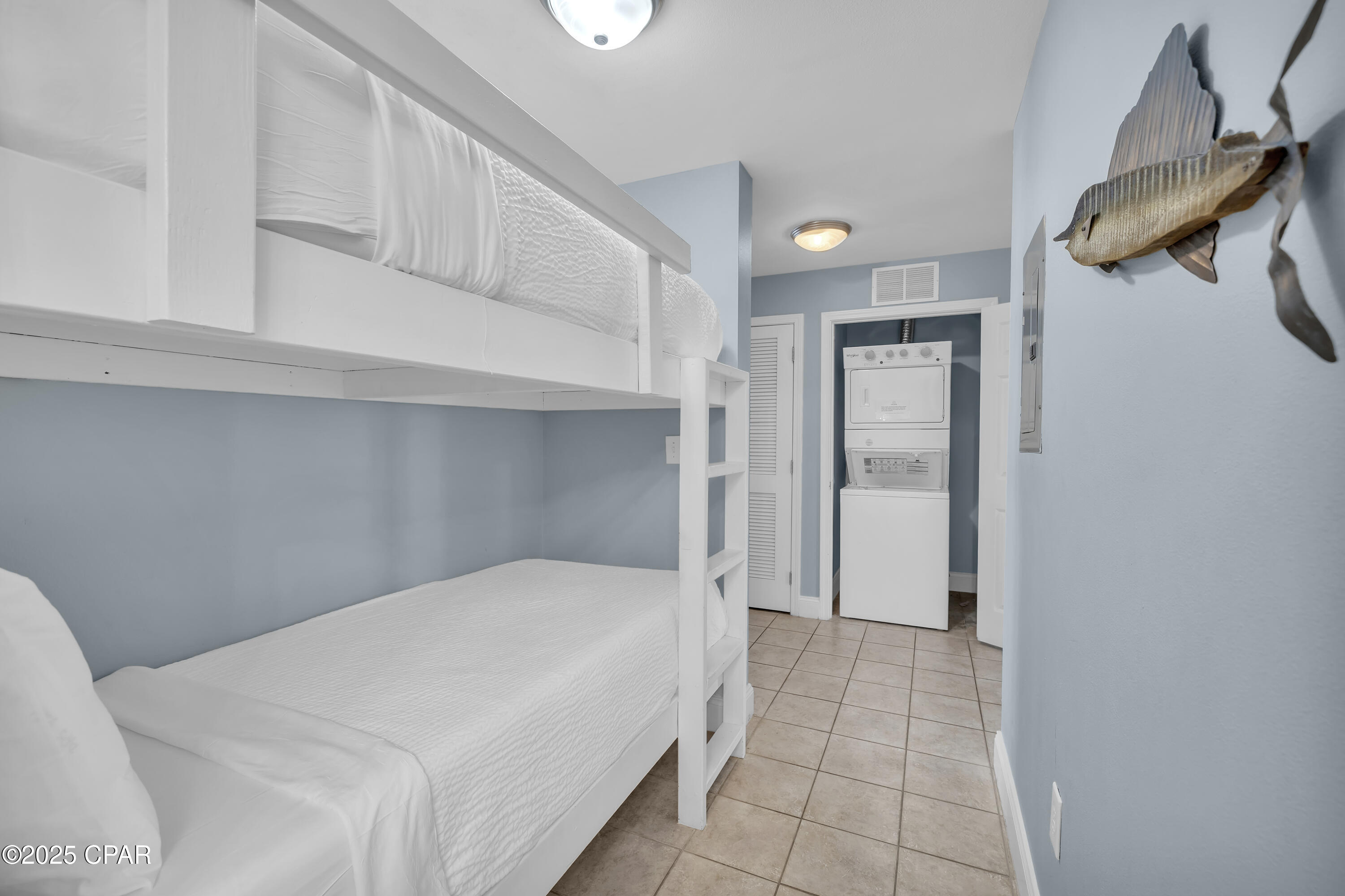 Laketown Wharf - Residential