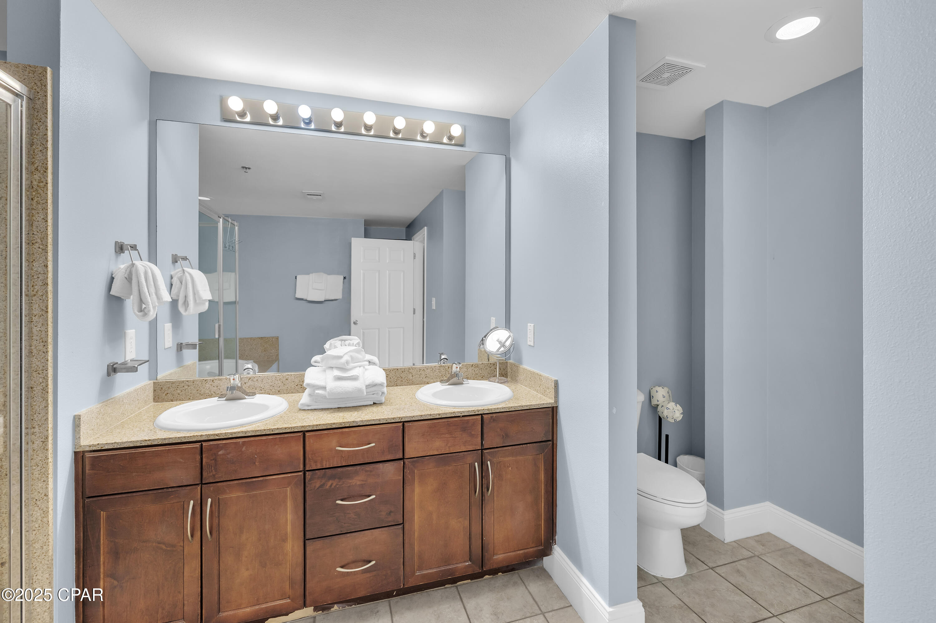 Laketown Wharf - Residential