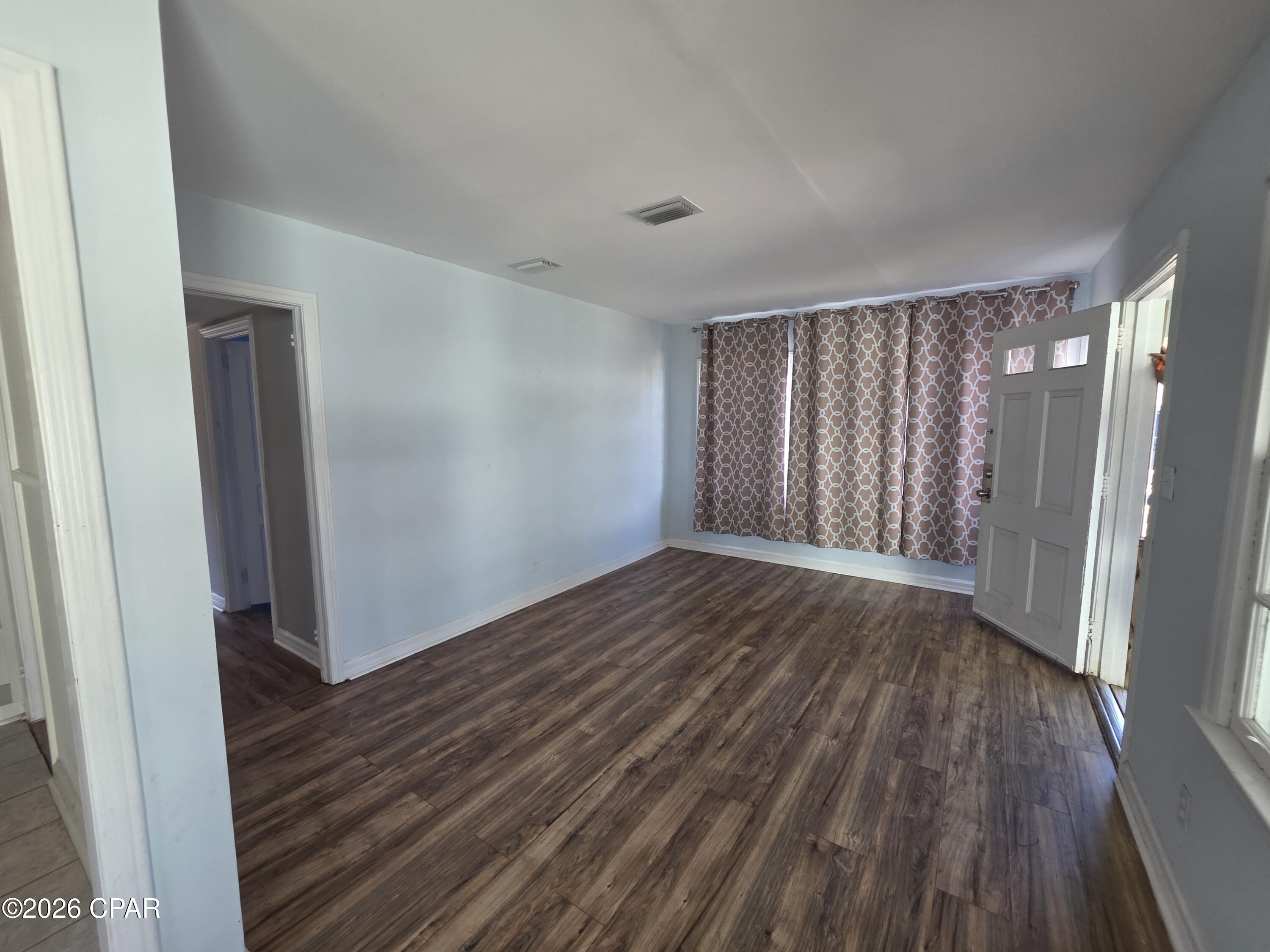 Cove Terrace 3rd Add - Residential