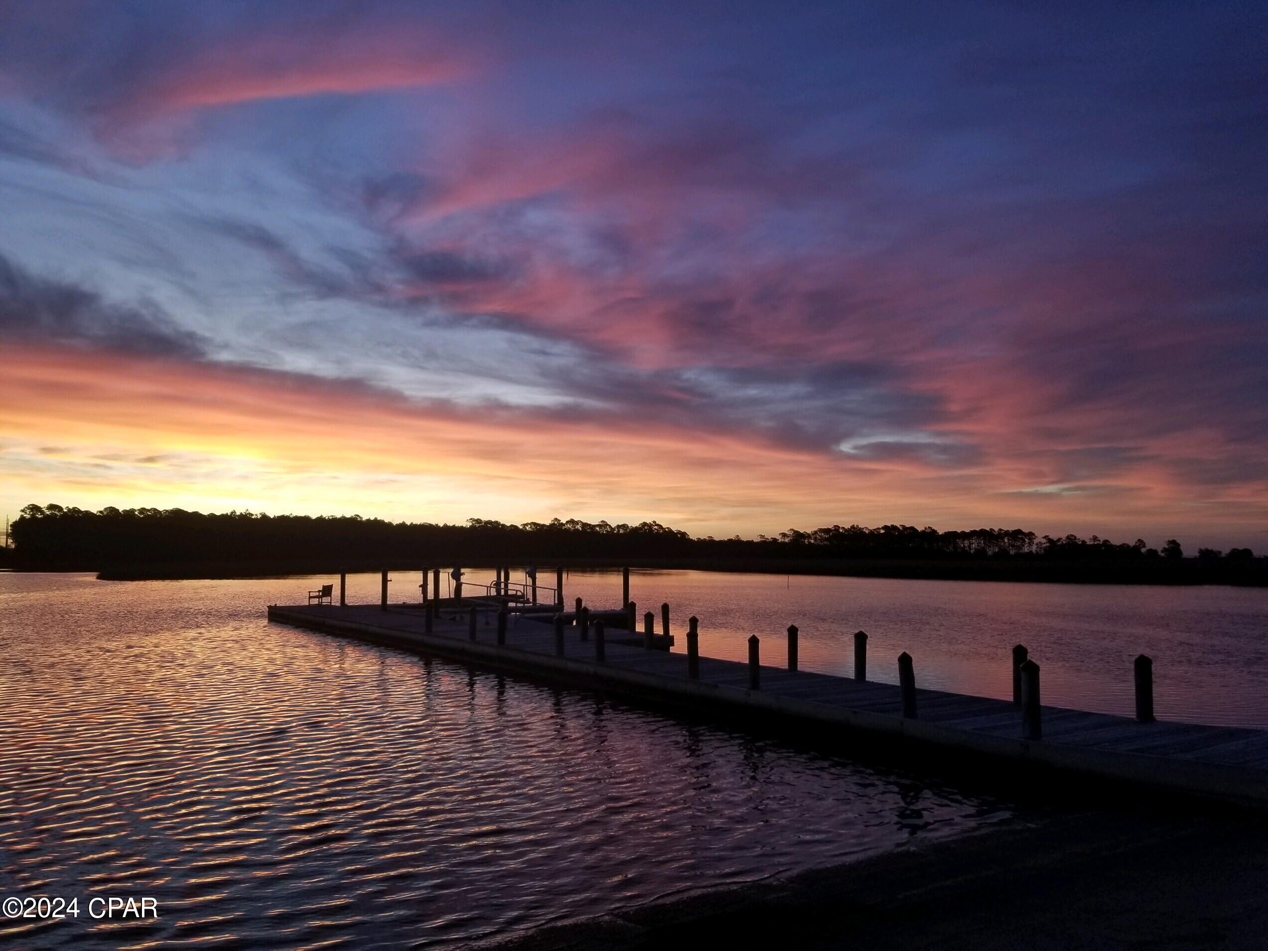 Rivercamps On Crooked Creek - Residential