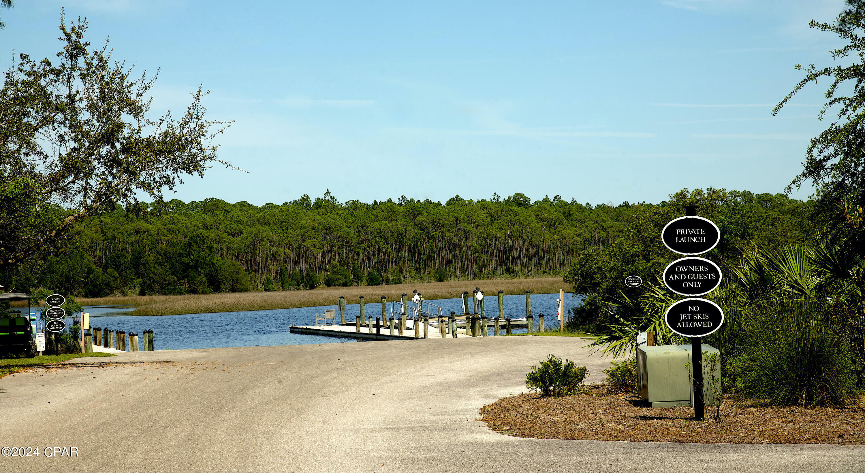 Rivercamps On Crooked Creek - Residential