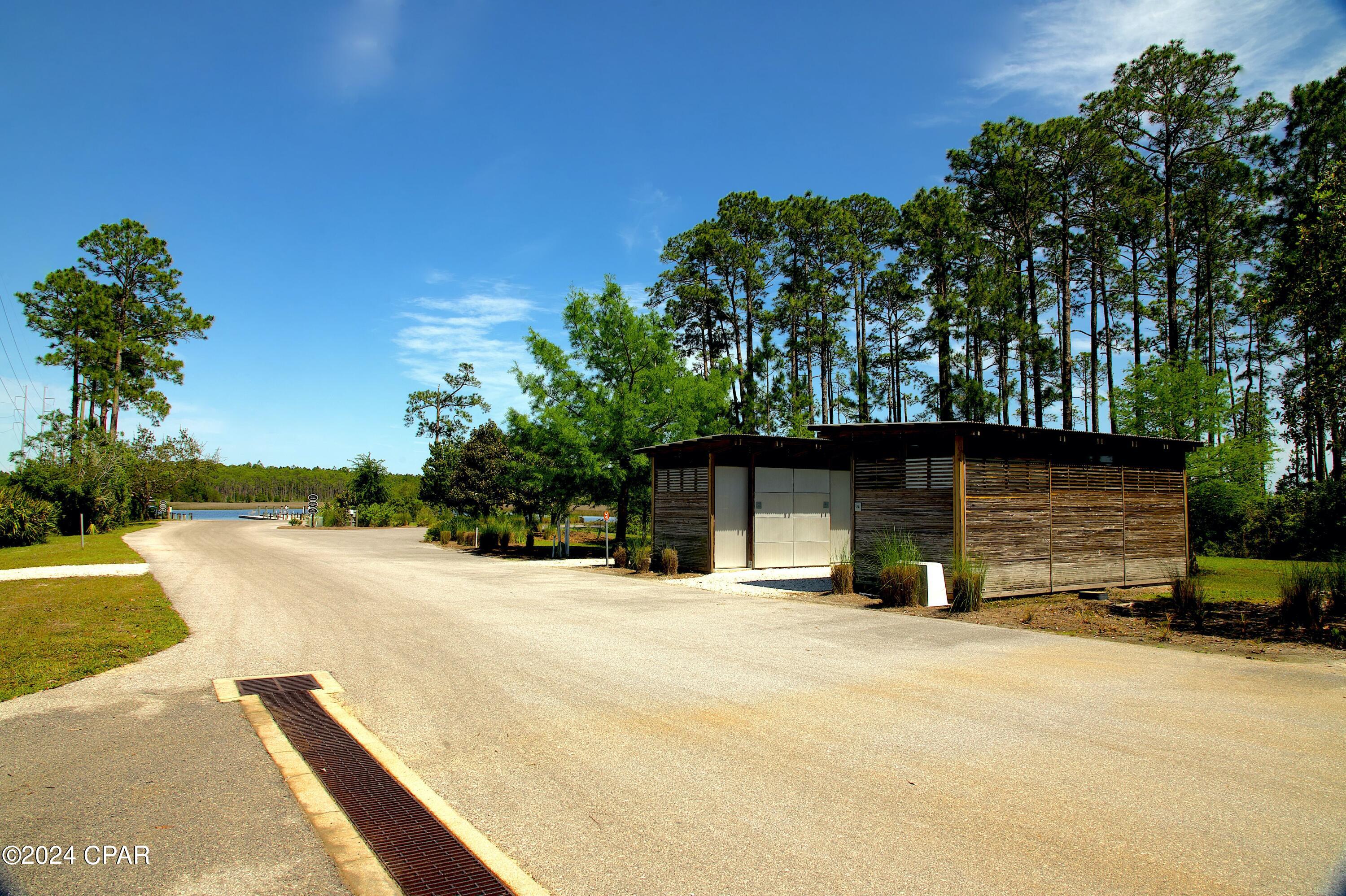 Rivercamps On Crooked Creek - Residential