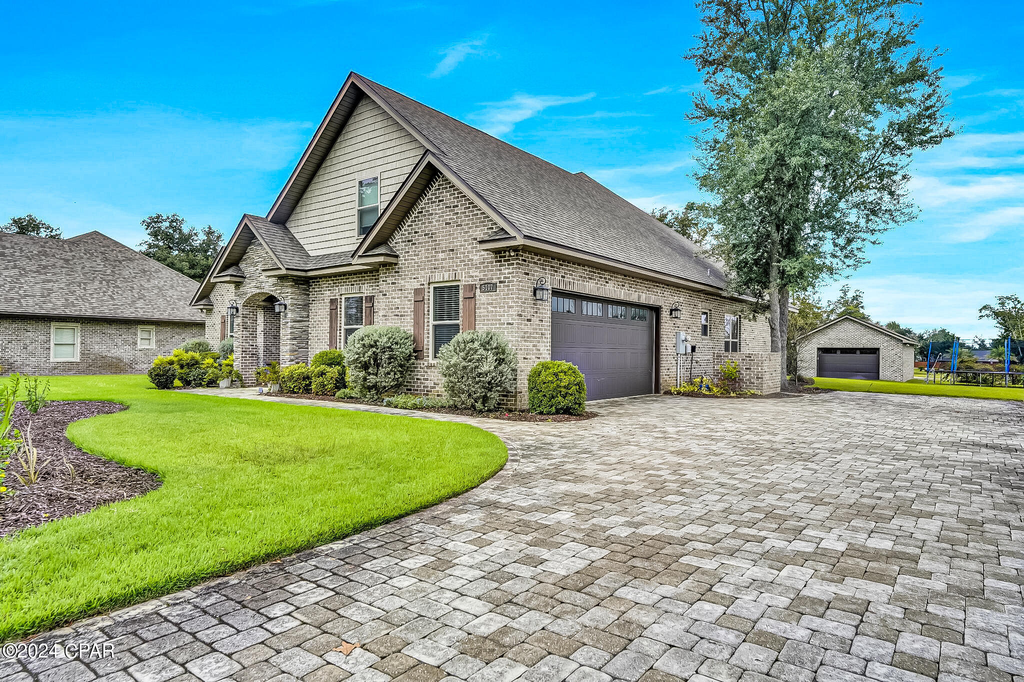 Bayou Oaks North - Residential