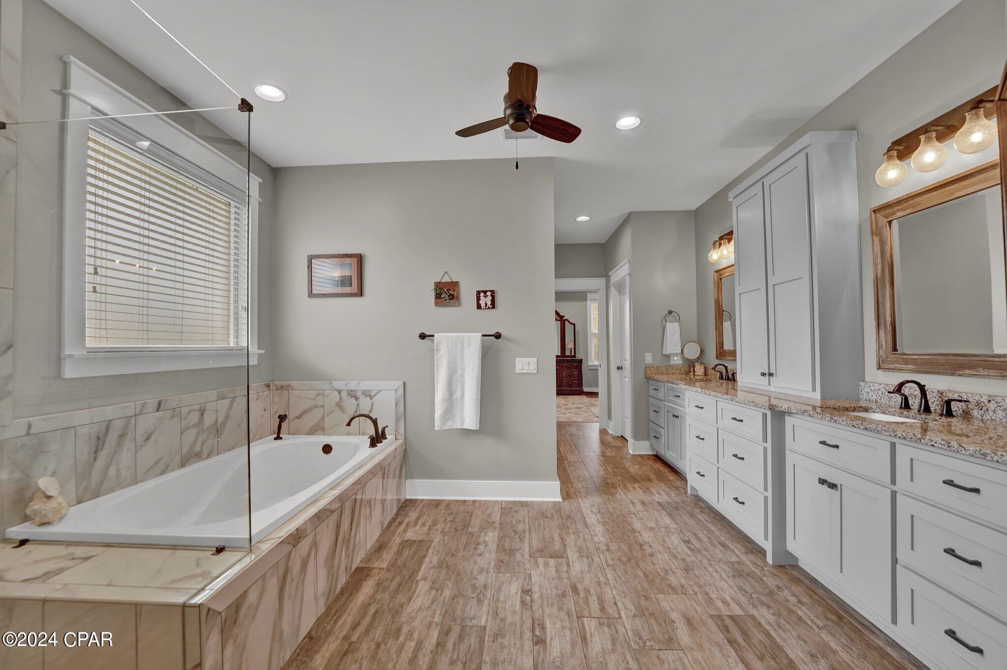 Bayou Oaks North - Residential