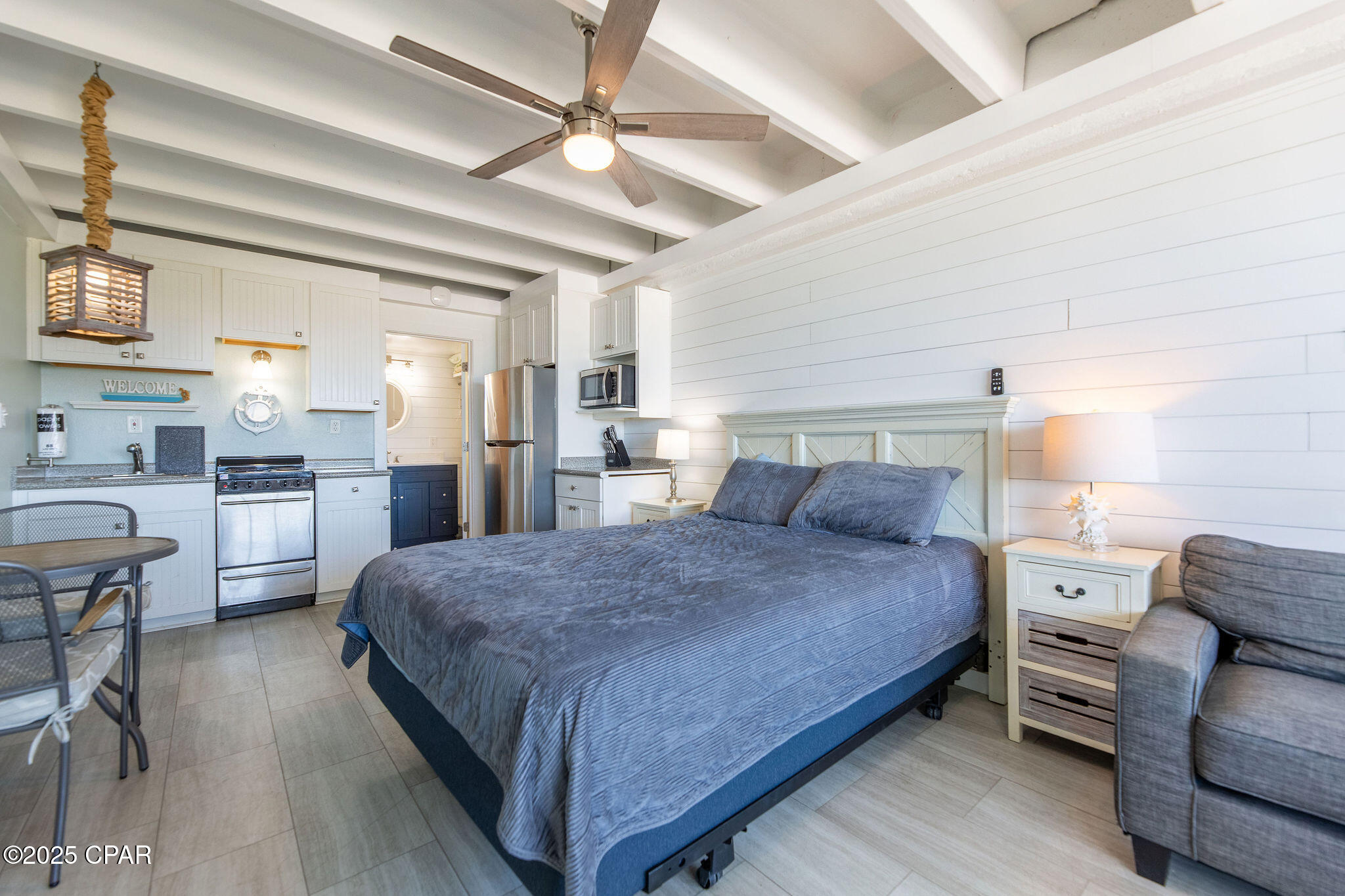 Fontainebleau Terrace - Residential