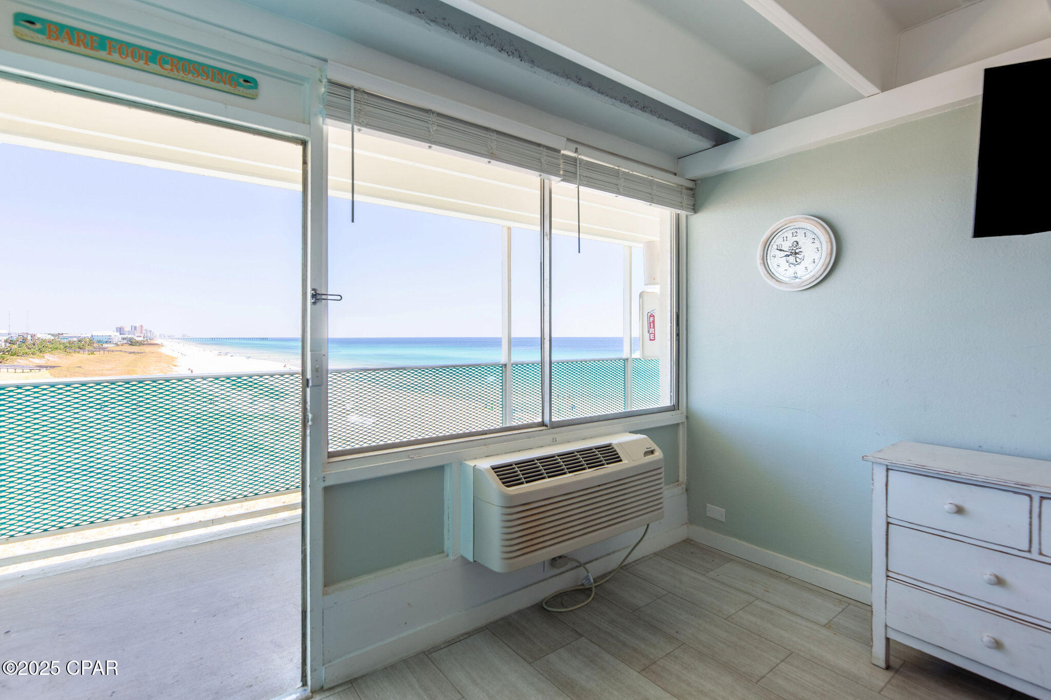 Fontainebleau Terrace - Residential