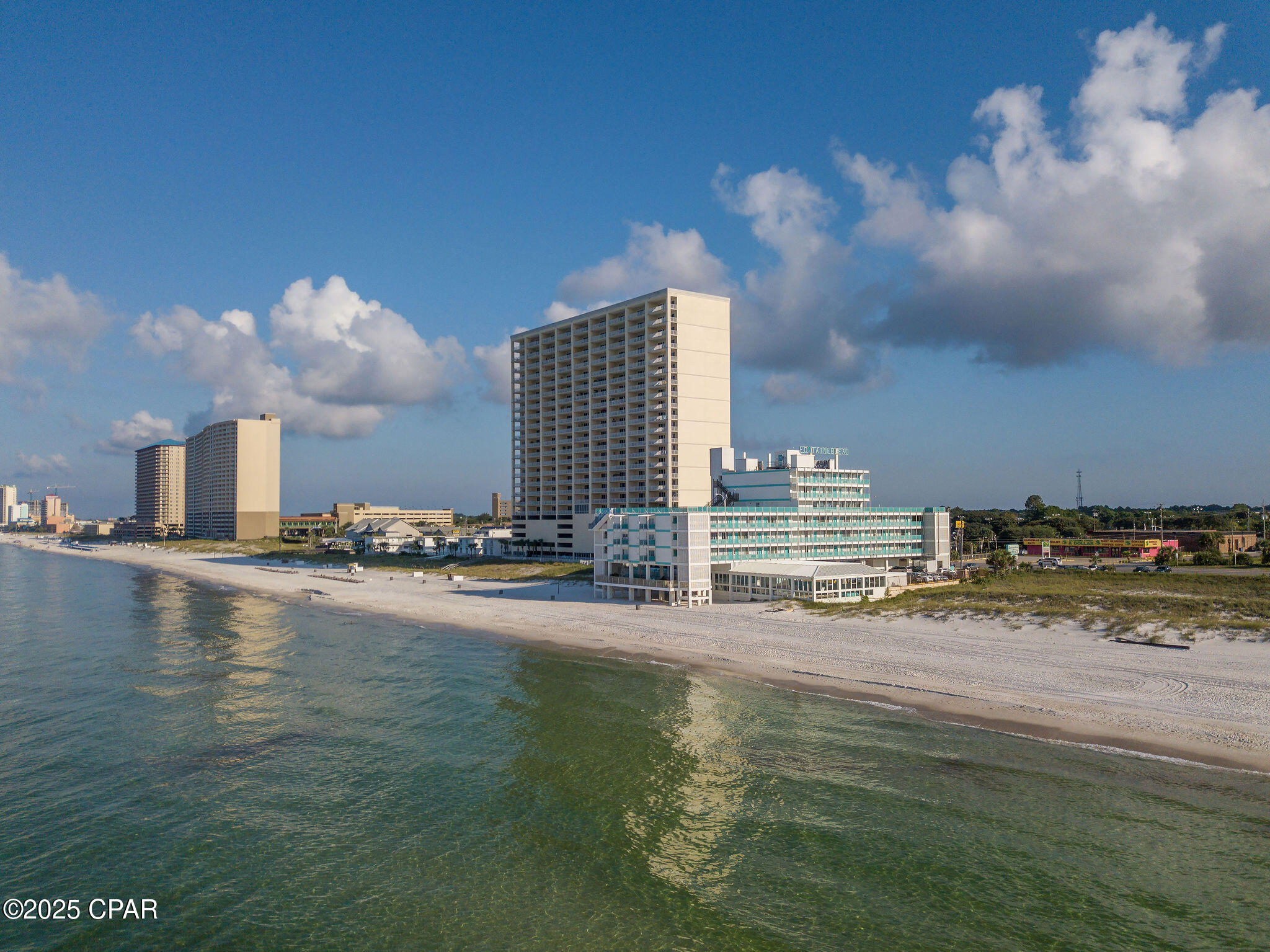 Fontainebleau Terrace - Residential