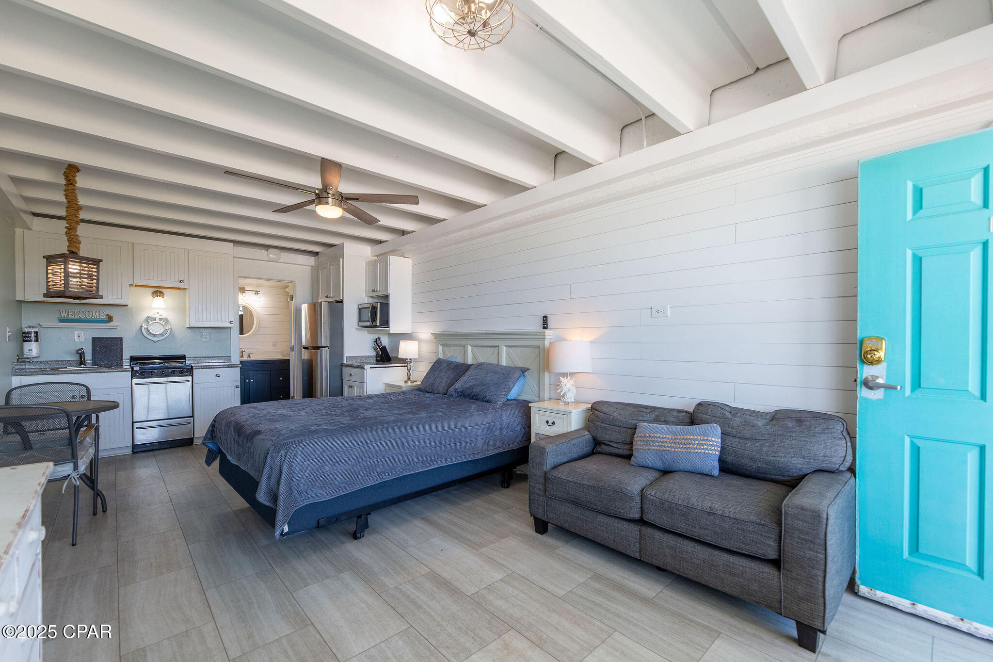 Fontainebleau Terrace - Residential